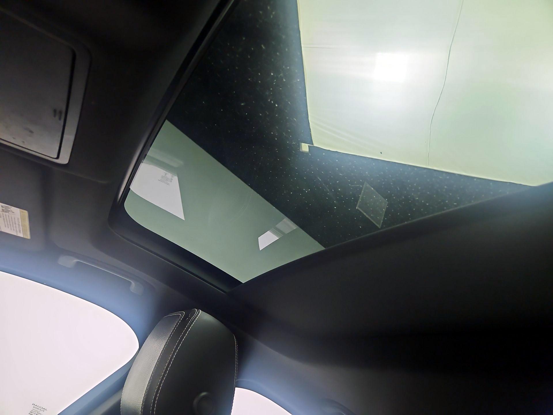 Thumbnail: 2017 Jaguar XE - 19