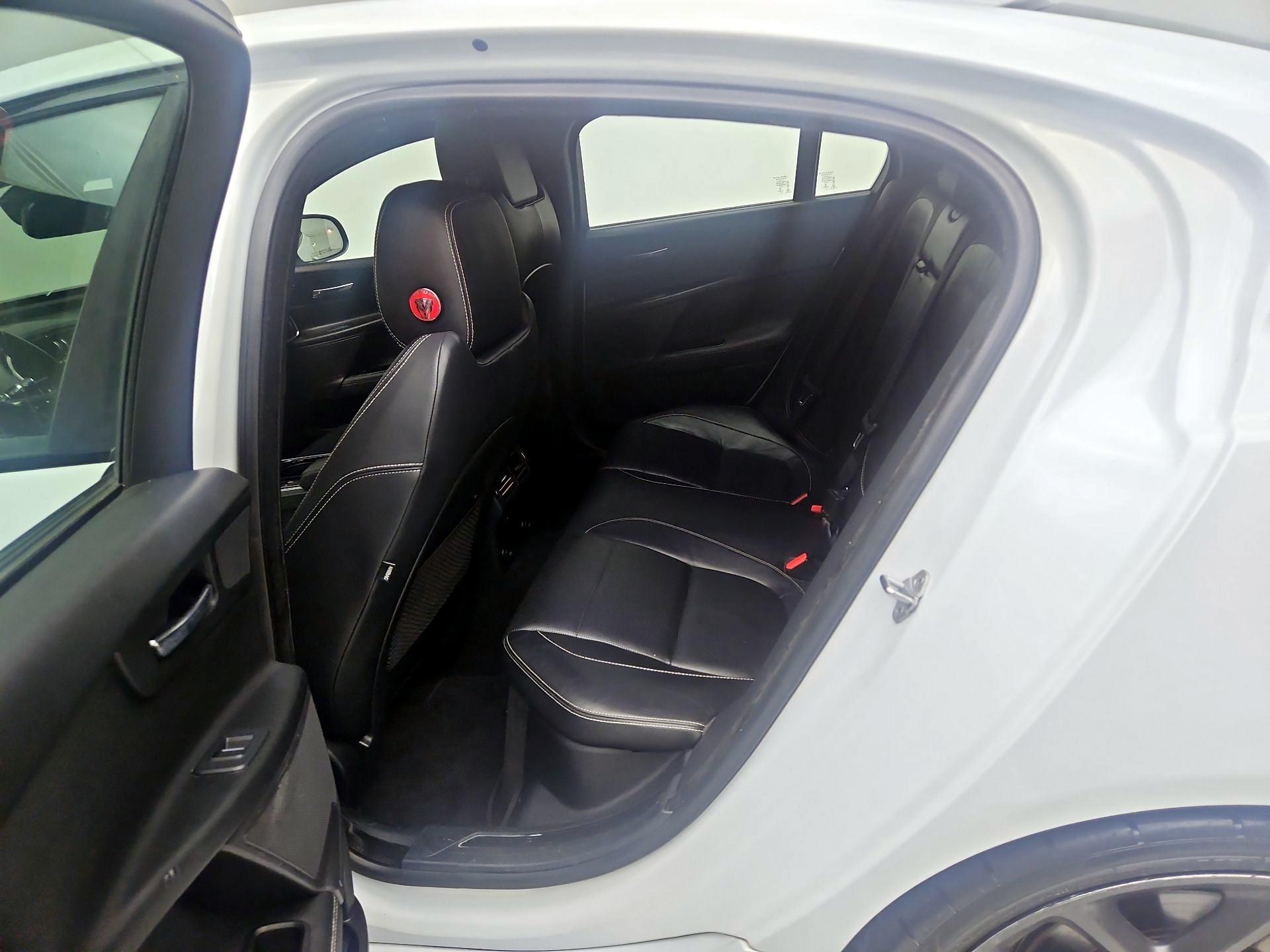 Thumbnail: 2017 Jaguar XE - 20