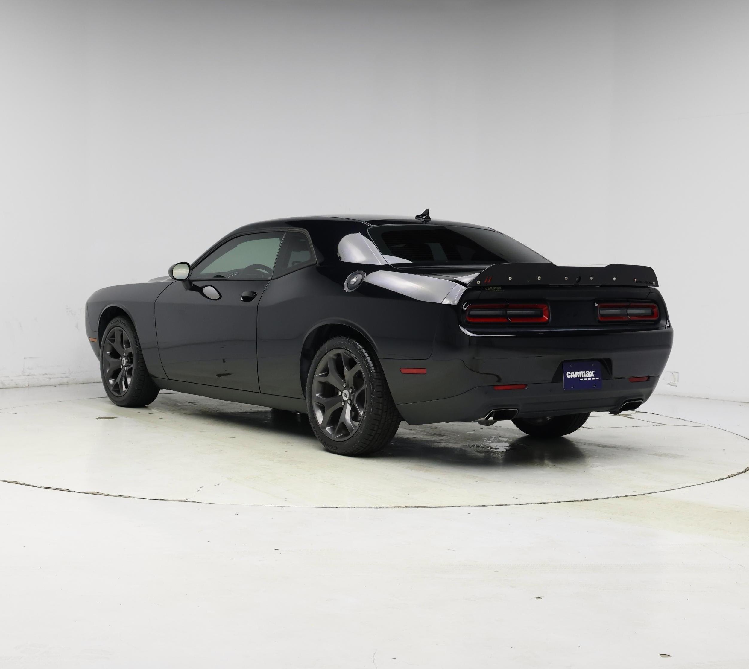 Thumbnail: 2018 Dodge Challenger - 2