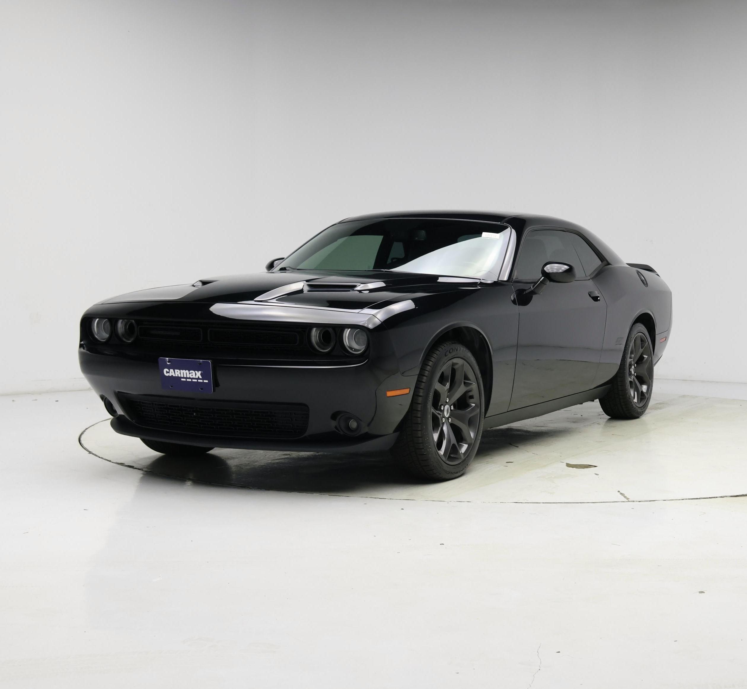 Thumbnail: 2018 Dodge Challenger - 4