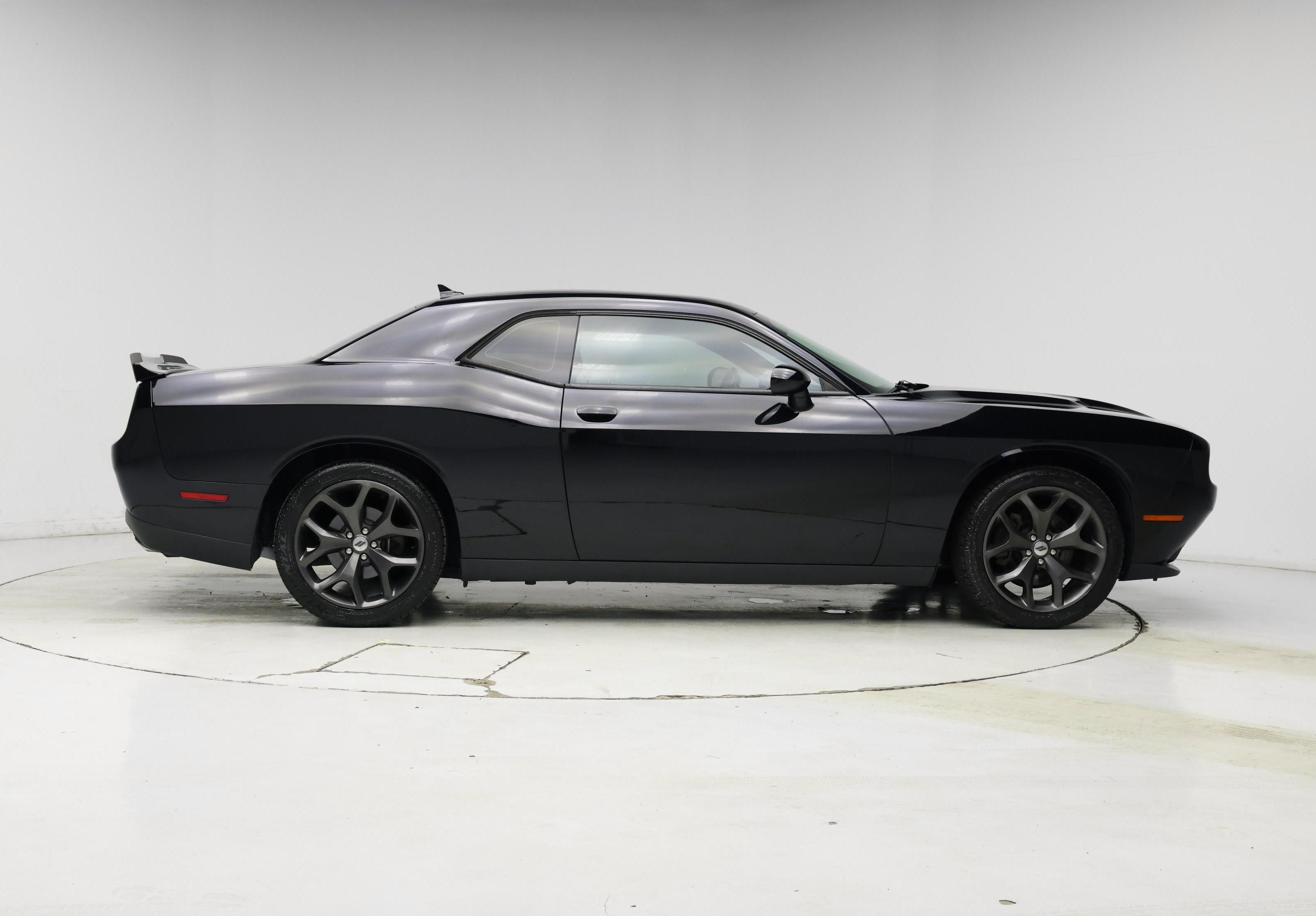 Thumbnail: 2018 Dodge Challenger - 7