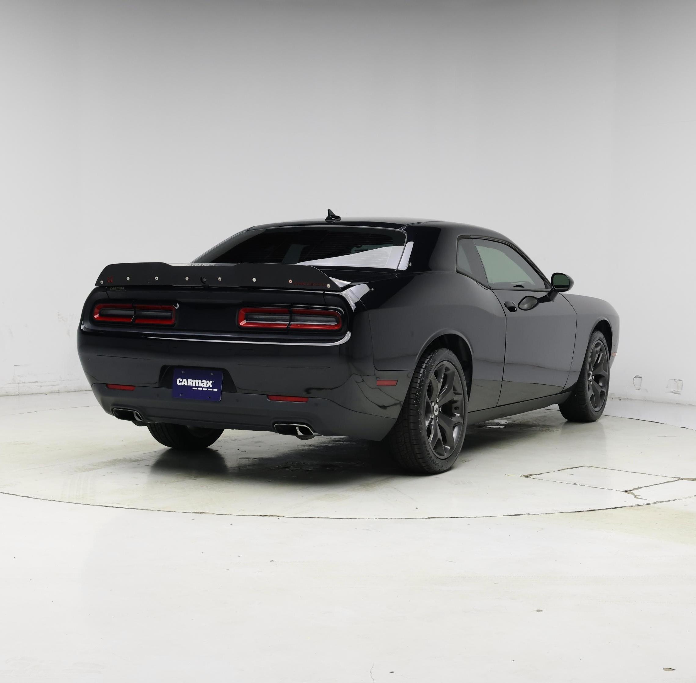 Thumbnail: 2018 Dodge Challenger - 8