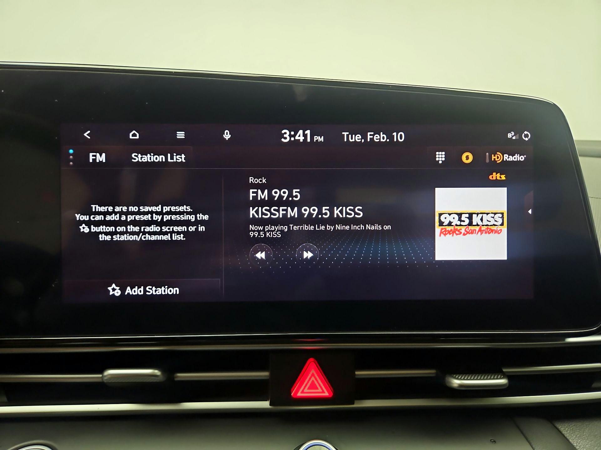 Thumbnail: 2023 Hyundai Elantra - 15