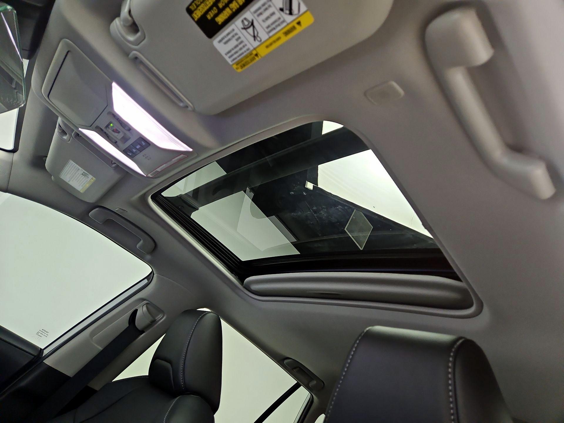 Thumbnail: 2024 Toyota RAV4 - 19