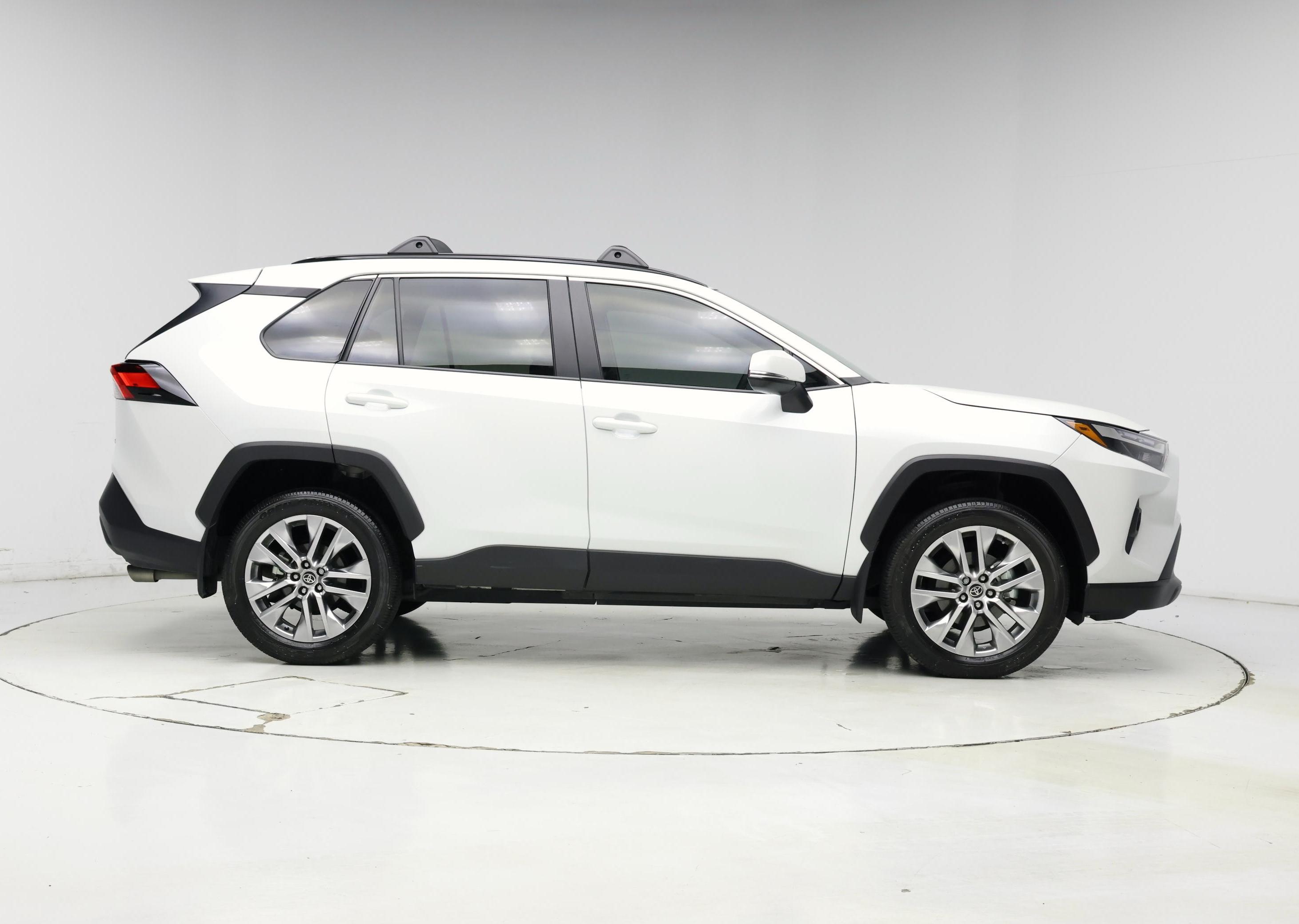 Thumbnail: 2024 Toyota RAV4 - 7