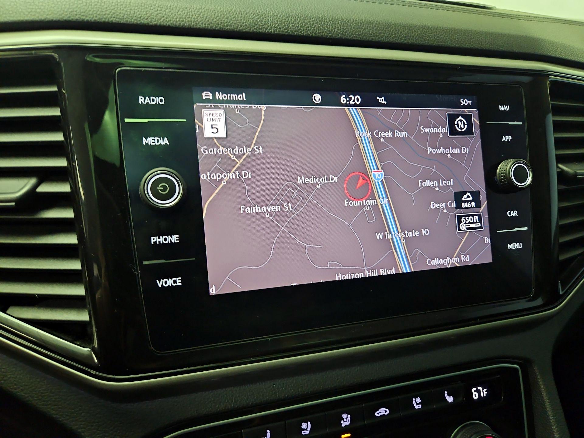 Thumbnail: 2021 Volkswagen Atlas - 14