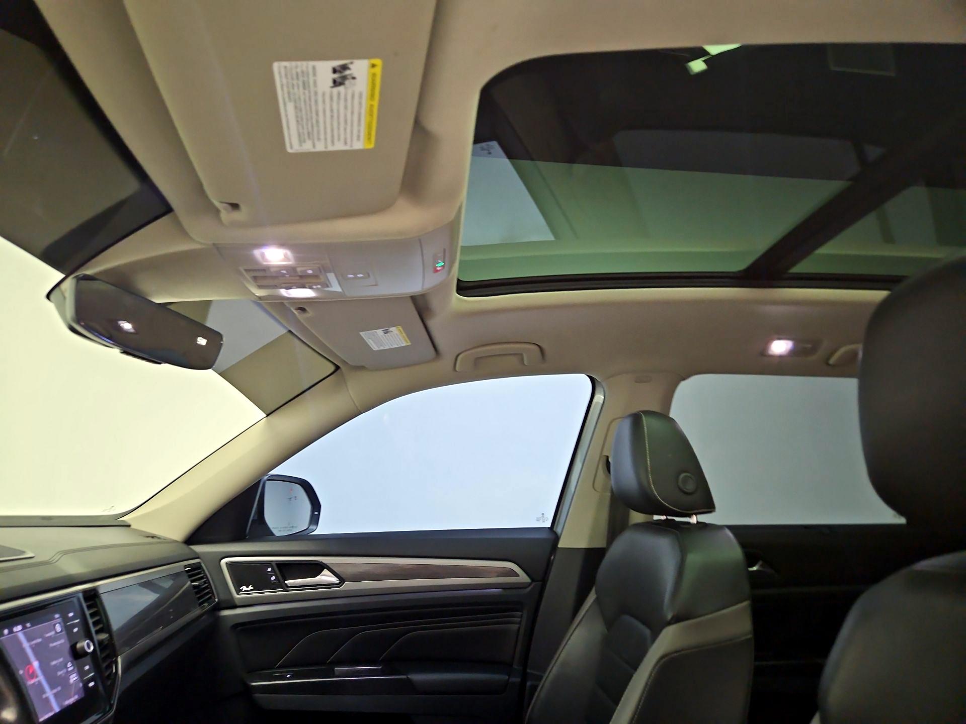 Thumbnail: 2021 Volkswagen Atlas - 20