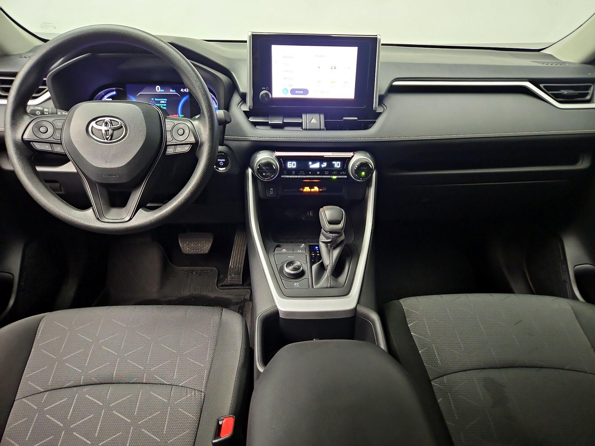 Thumbnail: 2024 Toyota RAV4 - 9