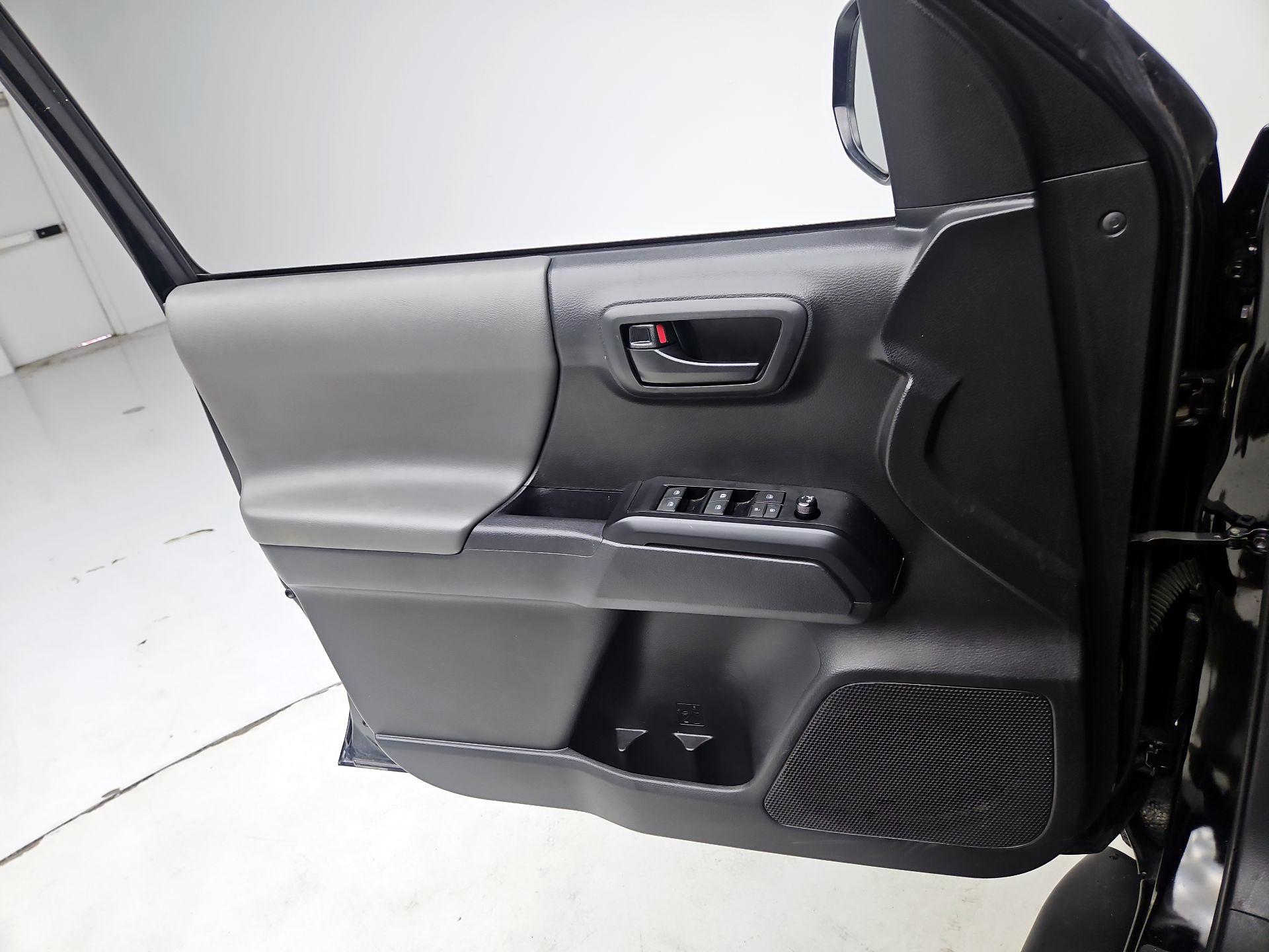 Thumbnail: 2023 Toyota Tacoma - 12