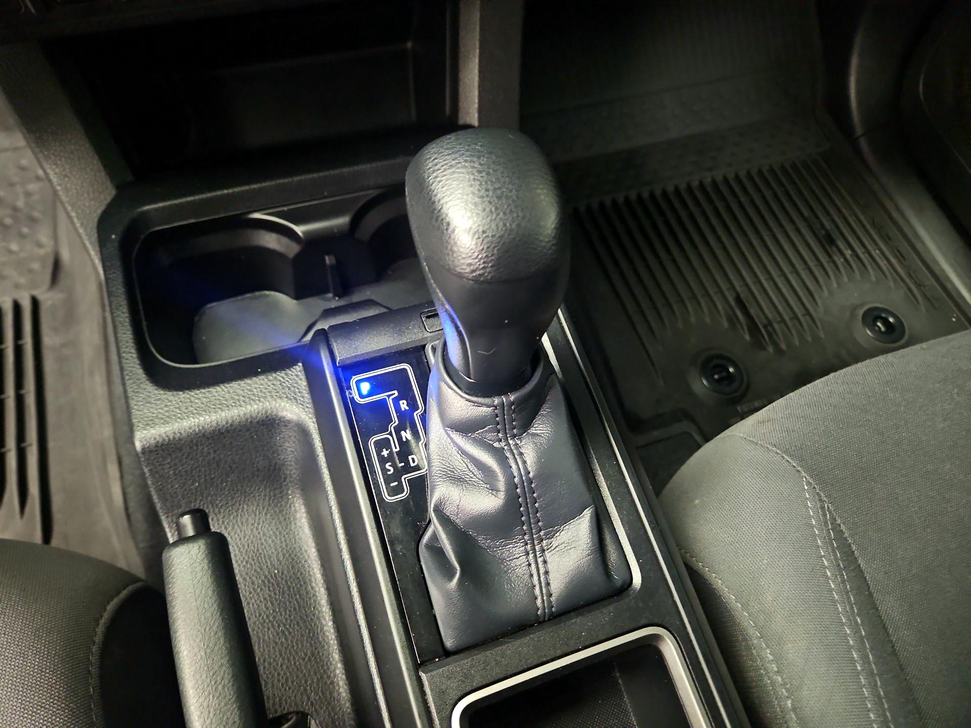 Thumbnail: 2023 Toyota Tacoma - 17