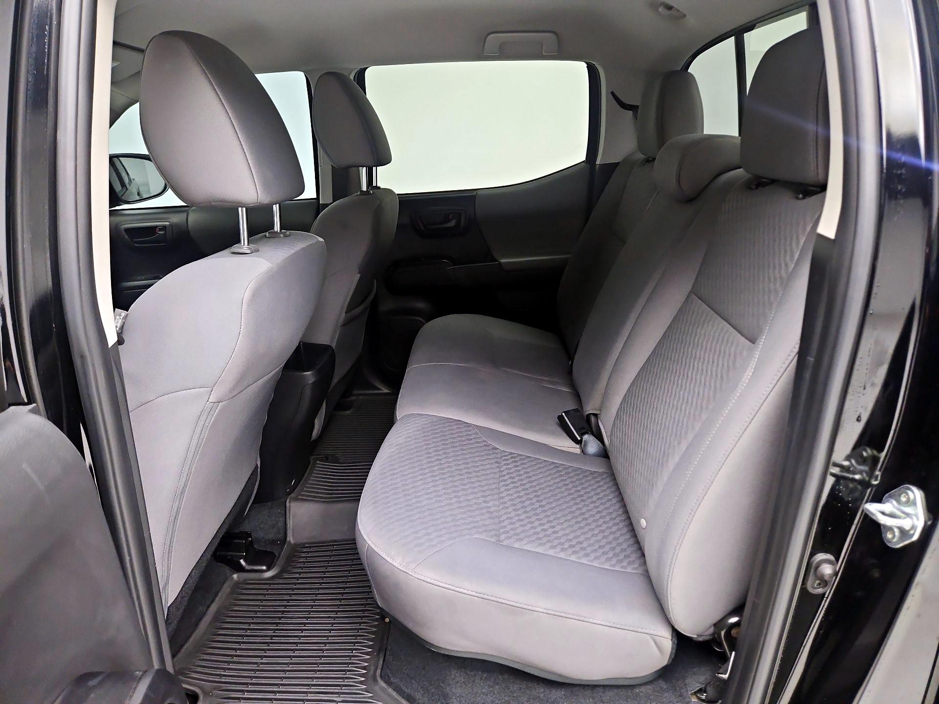 Thumbnail: 2023 Toyota Tacoma - 19