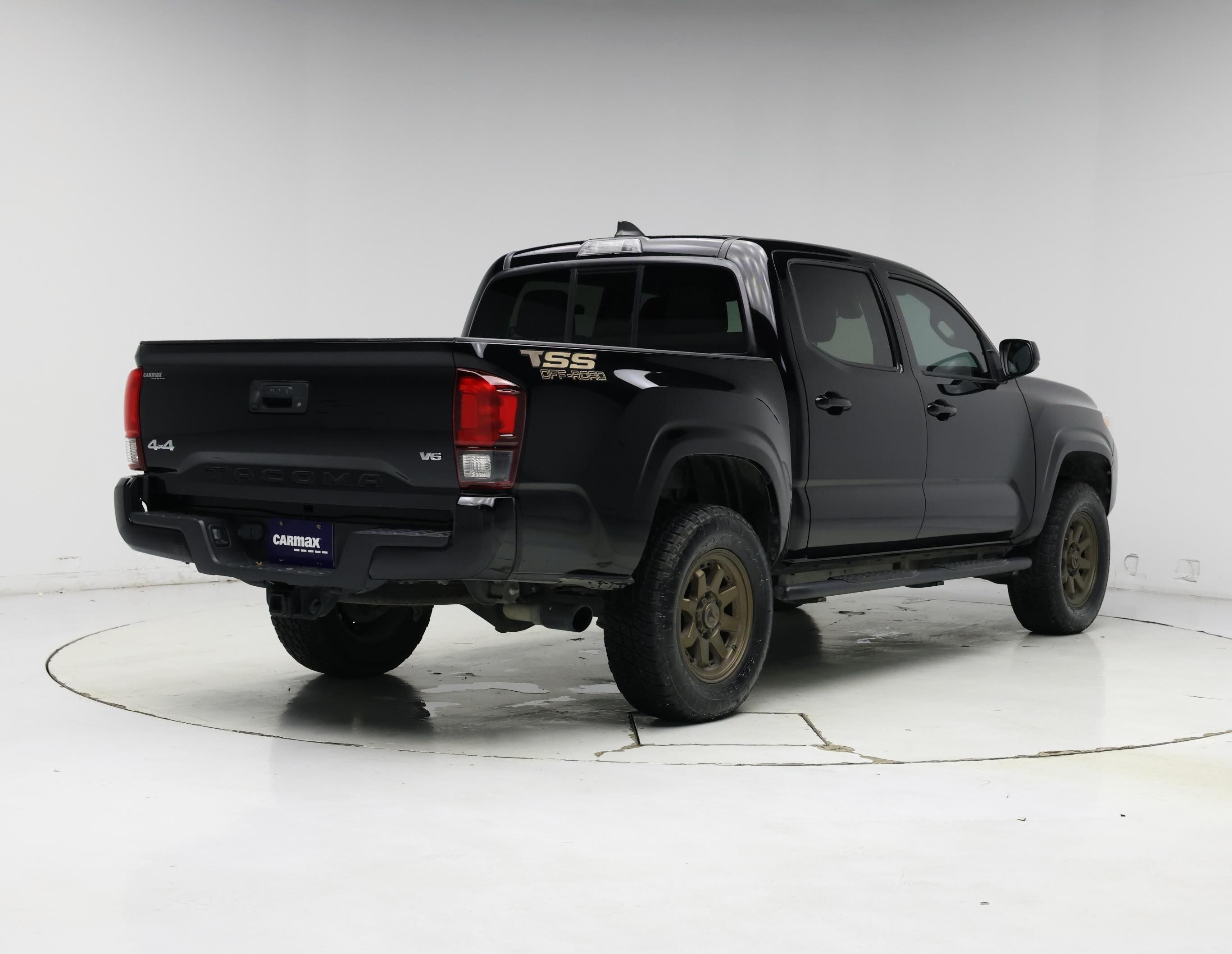 Thumbnail: 2023 Toyota Tacoma - 8