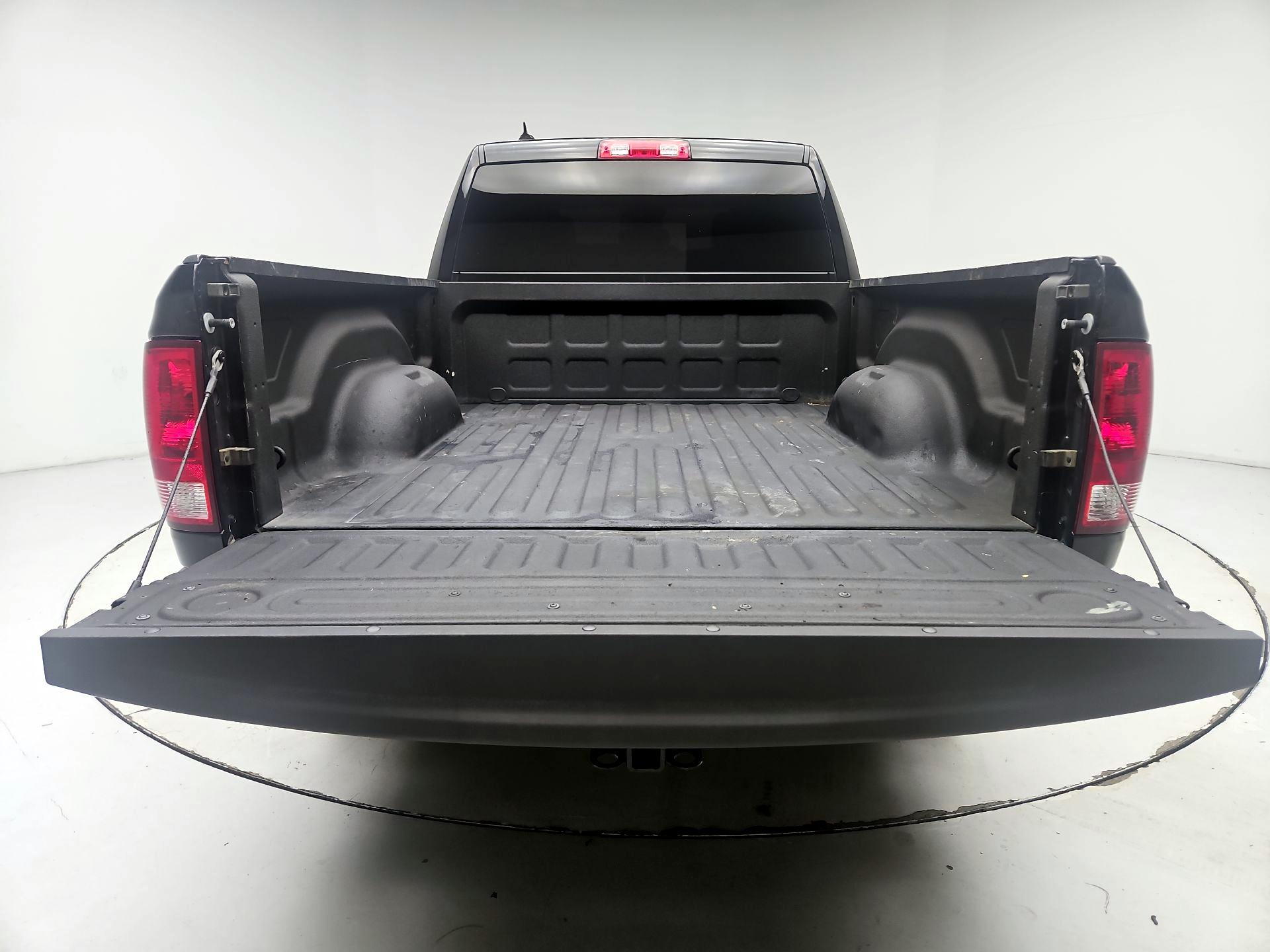 Thumbnail: 2022 RAM 1500 Classic - 20