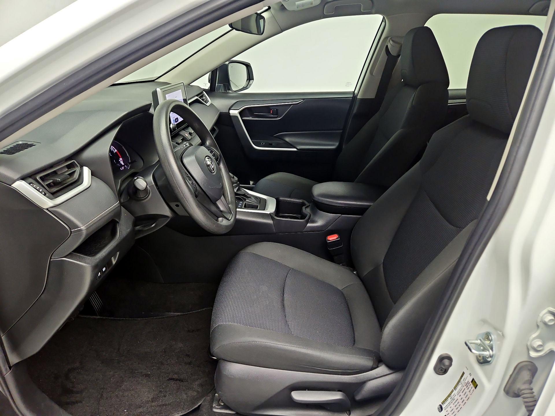 Thumbnail: 2024 Toyota RAV4 - 11