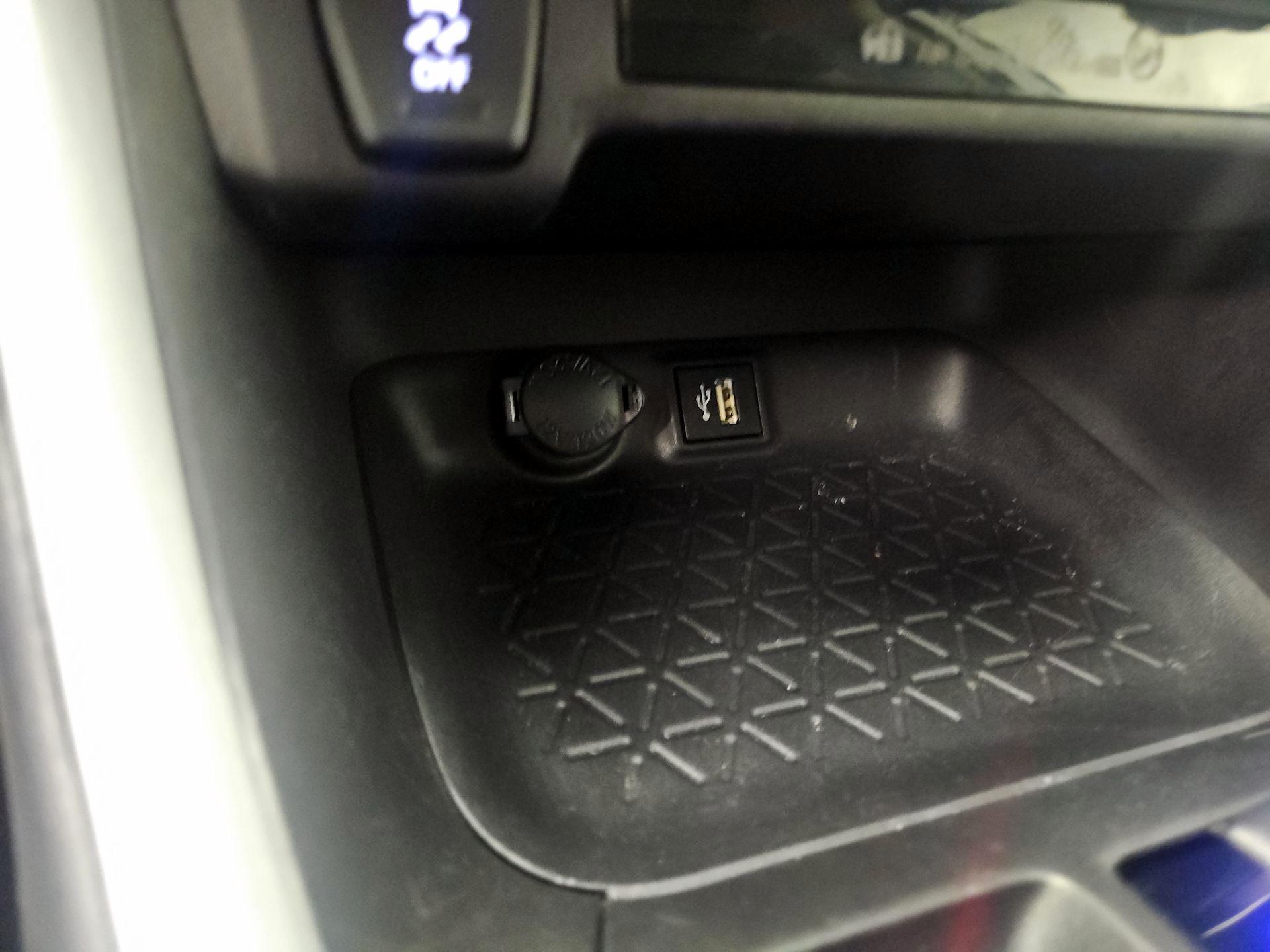 Thumbnail: 2024 Toyota RAV4 - 18