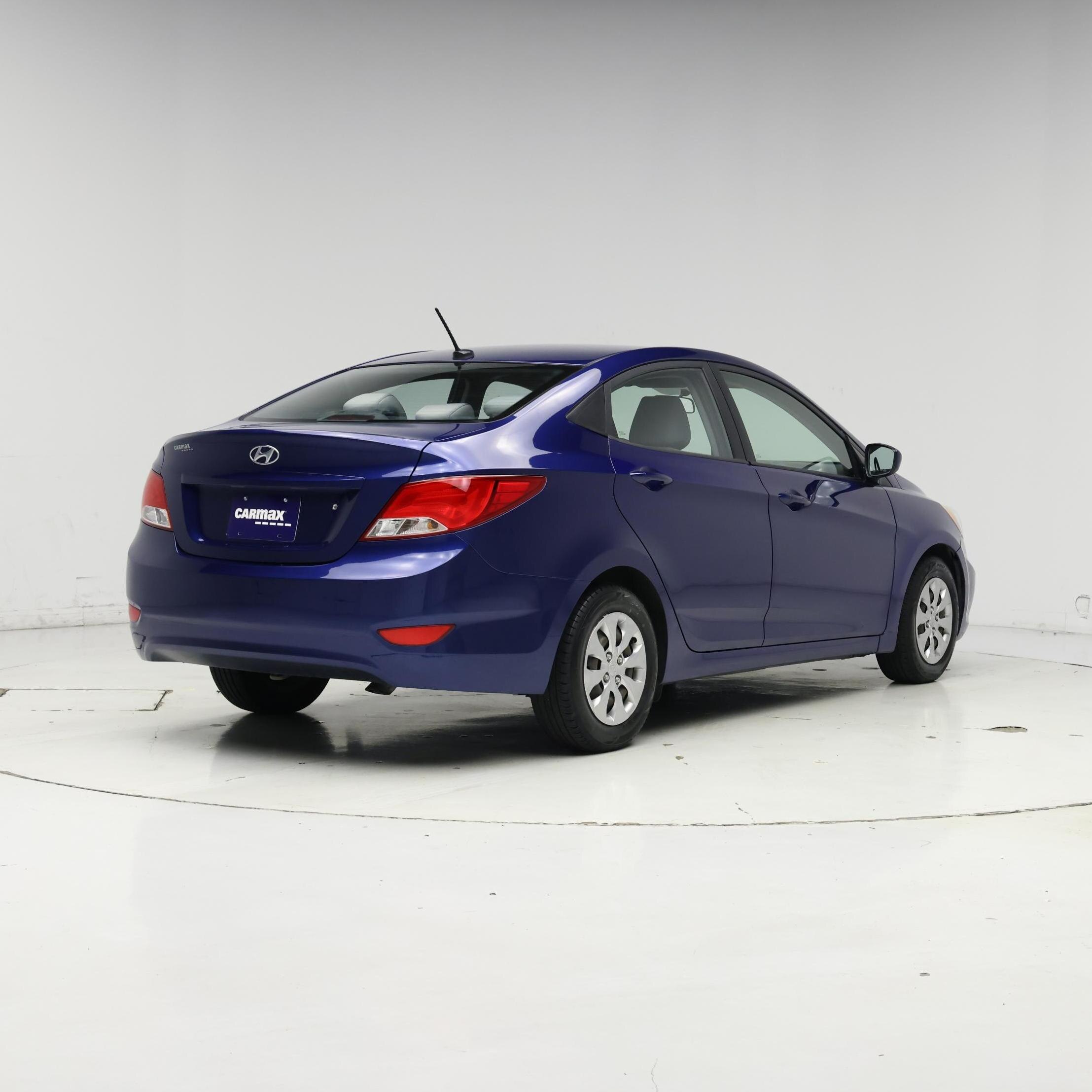 Thumbnail: 2016 Hyundai Accent - 8