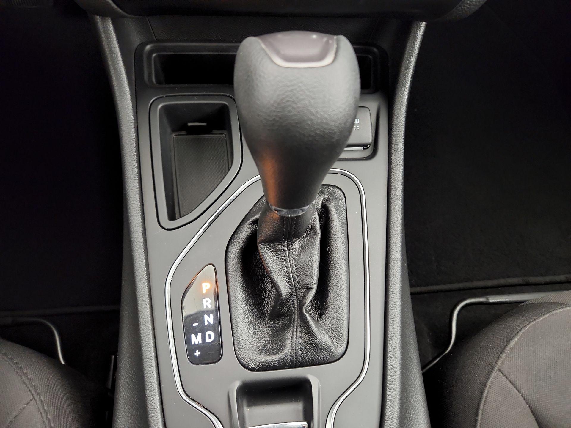 Thumbnail: 2021 Jeep Cherokee - 17