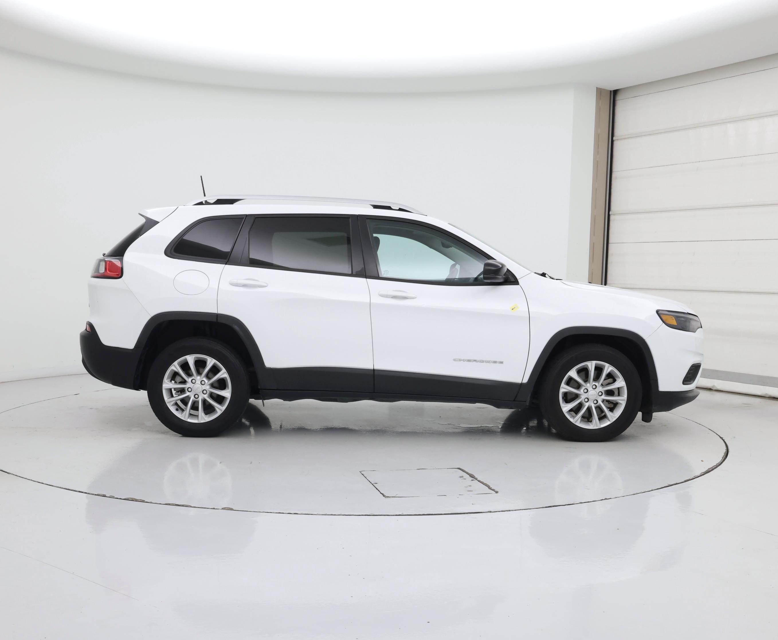 Thumbnail: 2021 Jeep Cherokee - 7