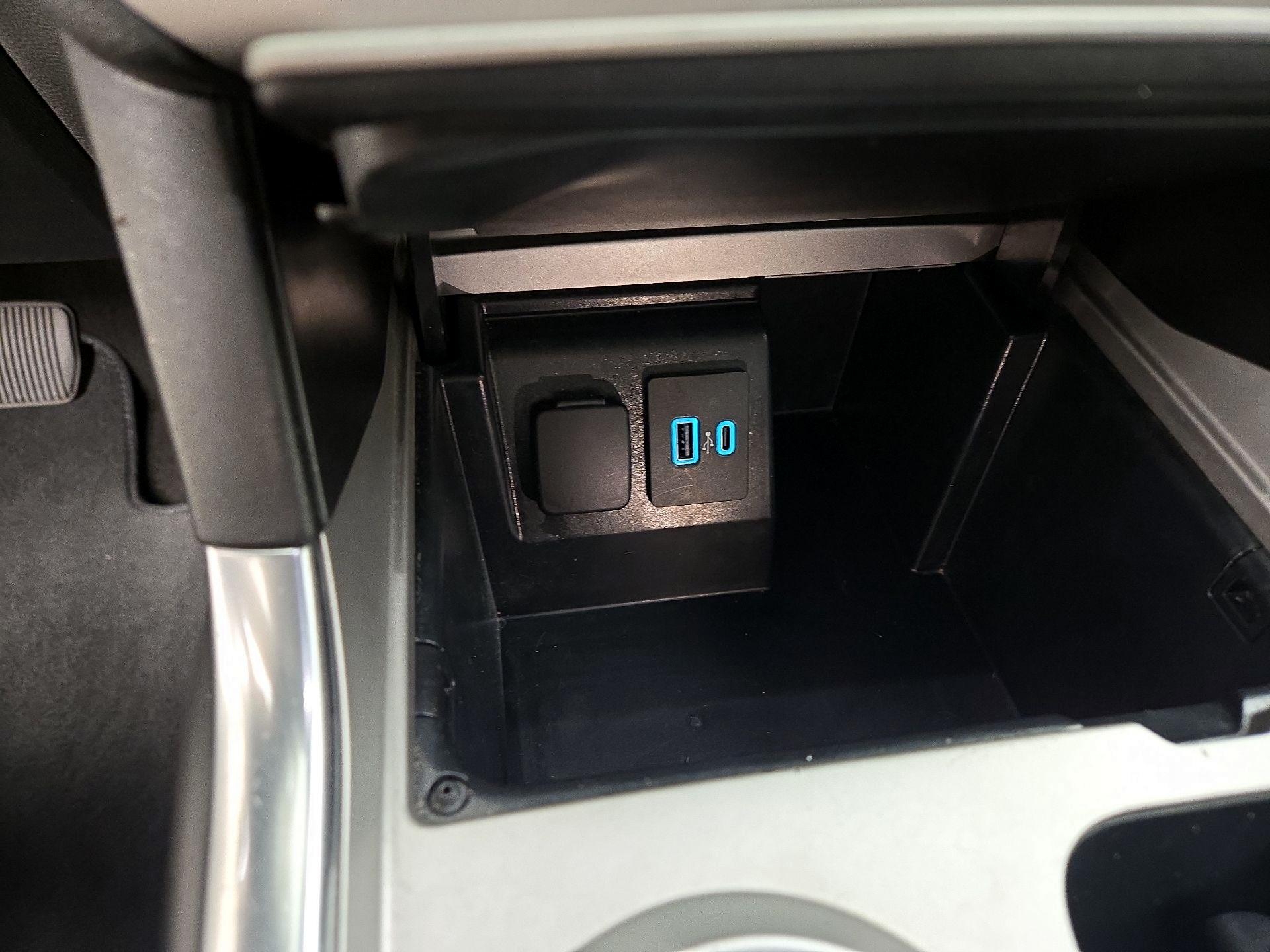 Thumbnail: 2024 Ford Explorer - 18