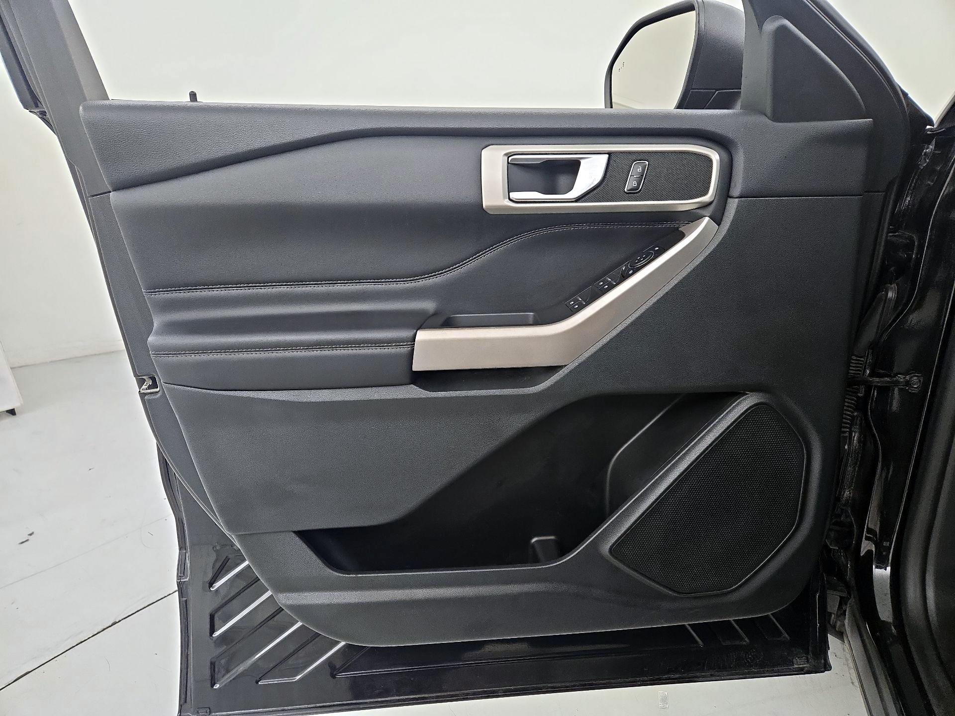 Thumbnail: 2023 Ford Explorer - 12