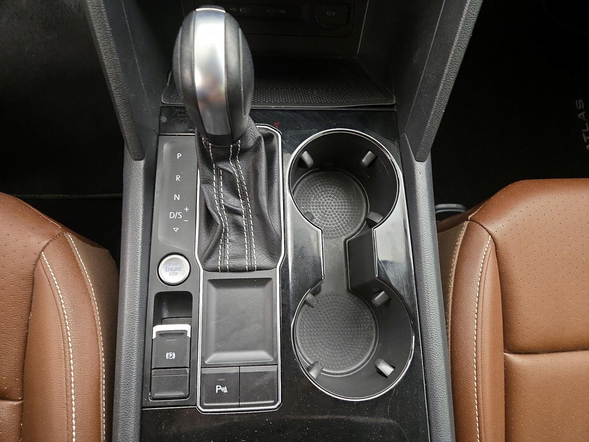 Thumbnail: 2023 Volkswagen Atlas - 17