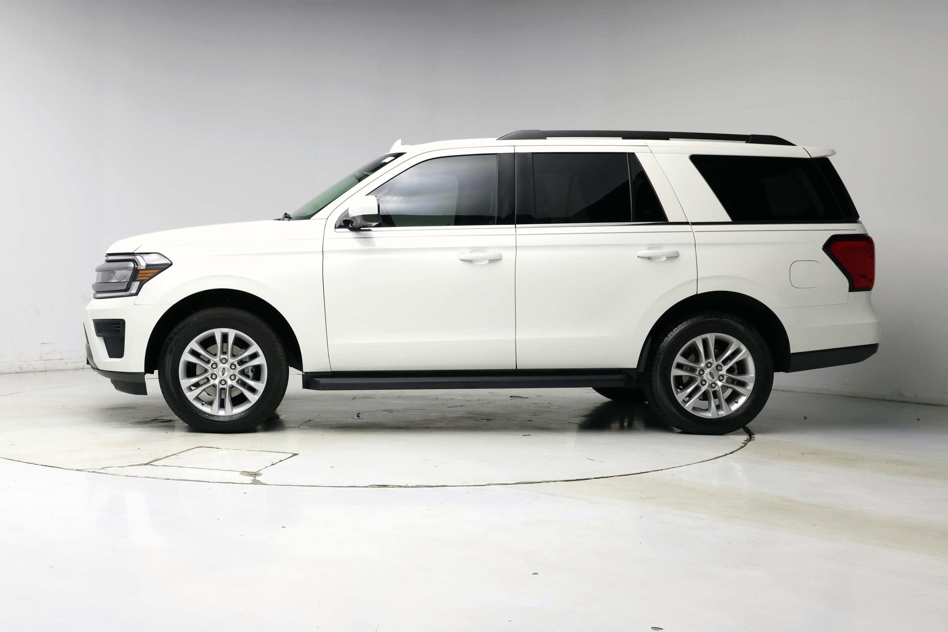 Thumbnail: 2024 Ford Expedition - 3