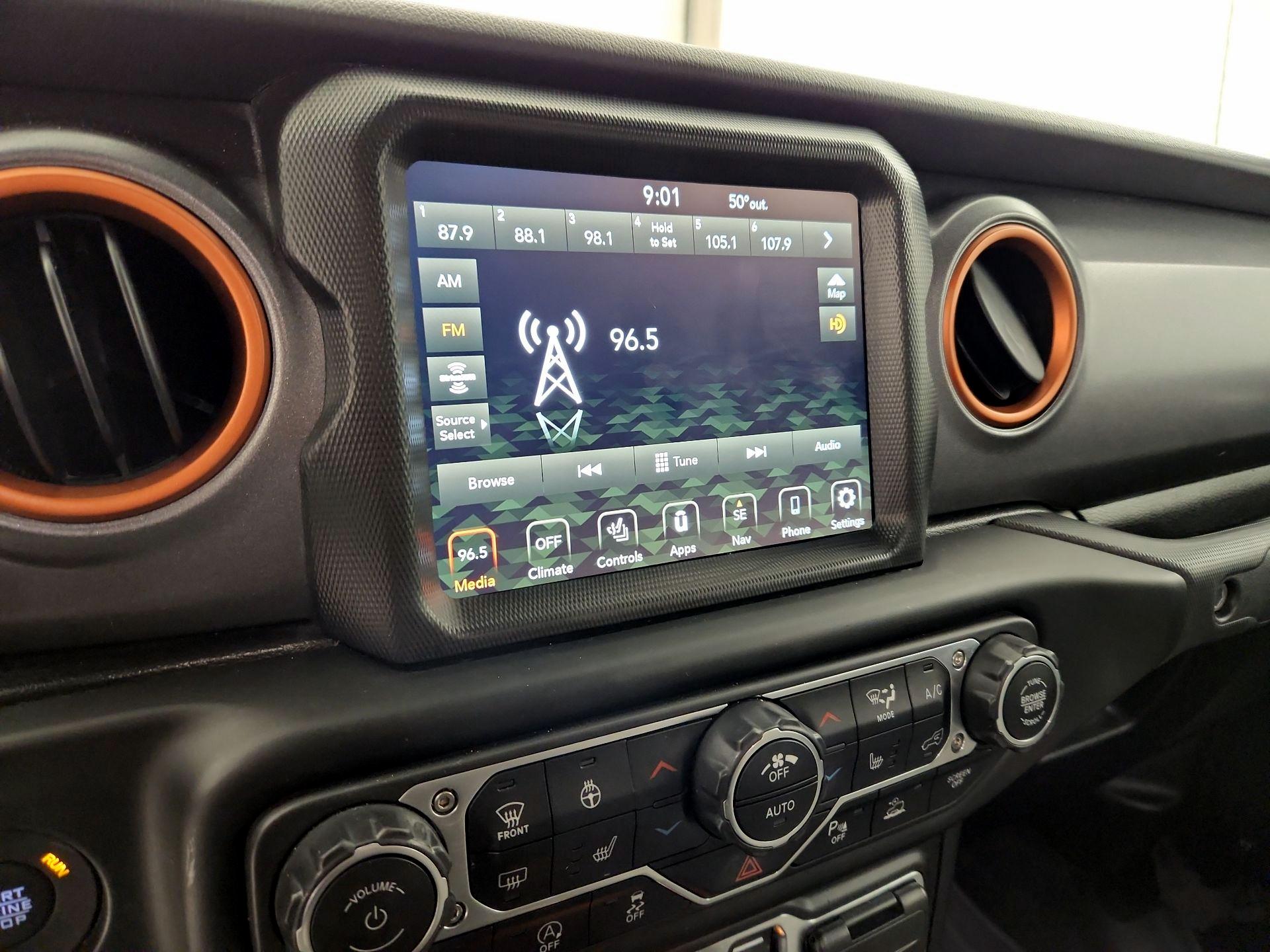 Thumbnail: 2023 Jeep Gladiator - 16