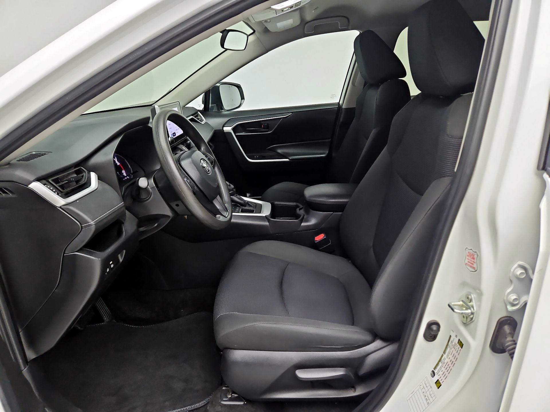 Thumbnail: 2024 Toyota RAV4 - 11