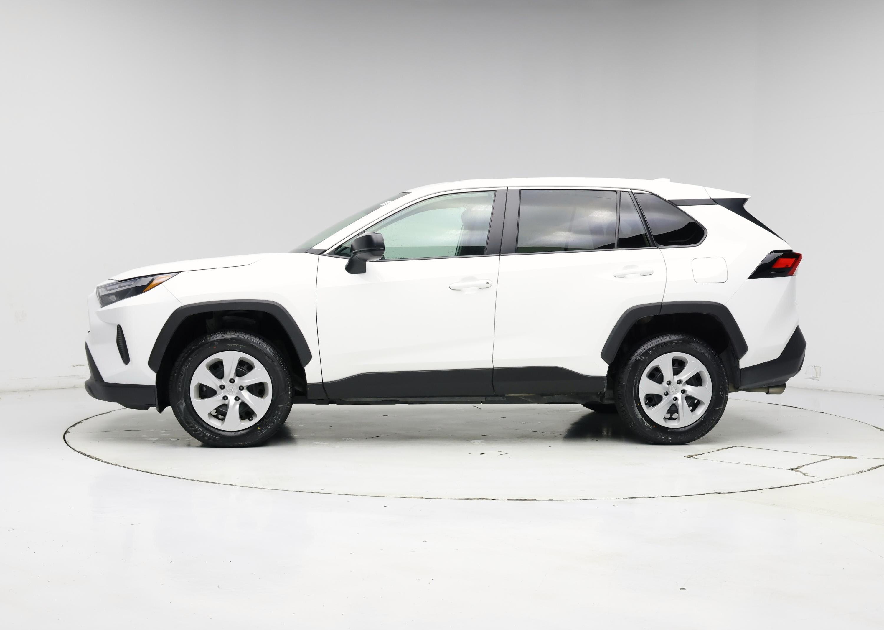 Thumbnail: 2024 Toyota RAV4 - 3