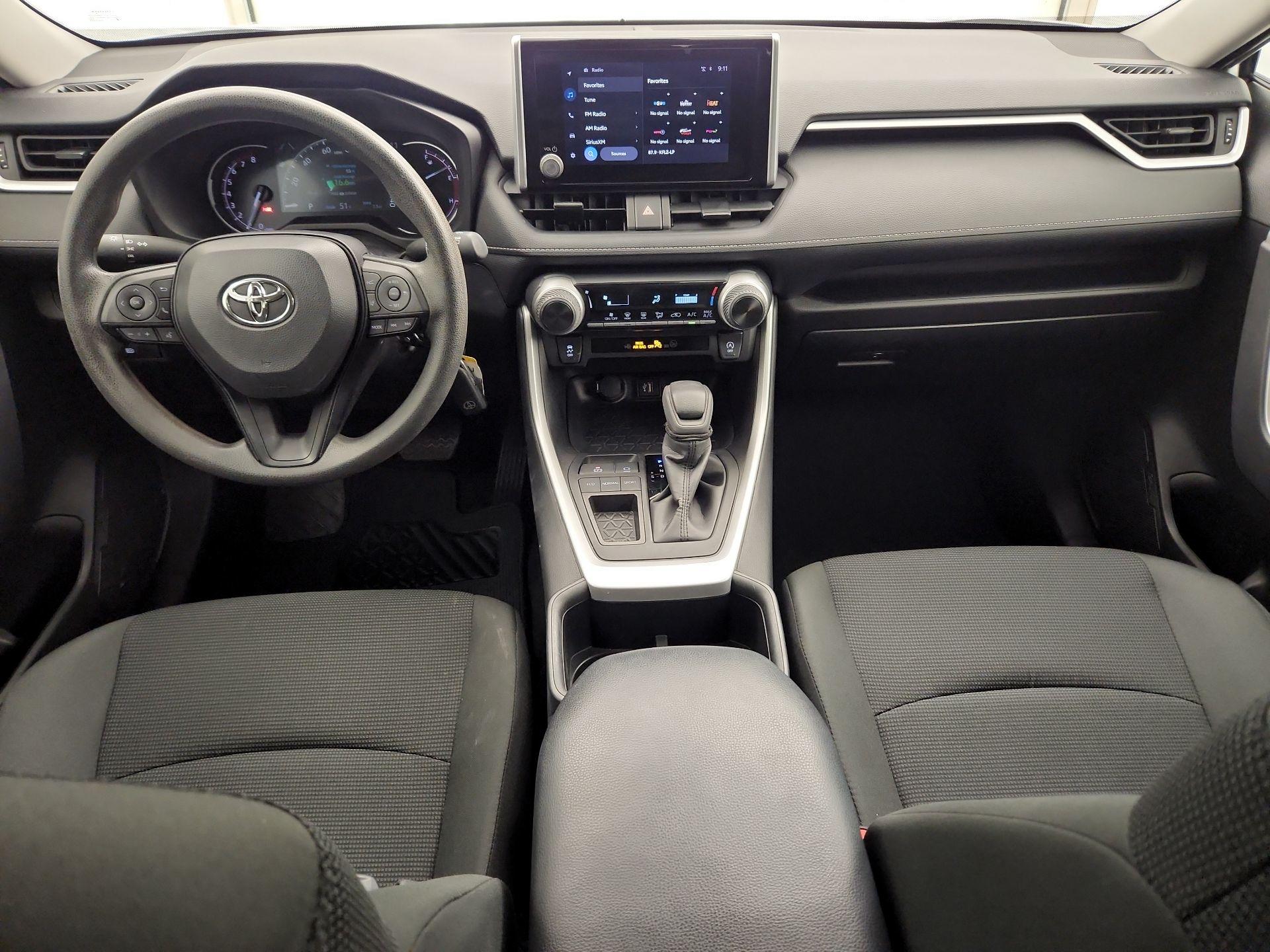 Thumbnail: 2024 Toyota RAV4 - 9