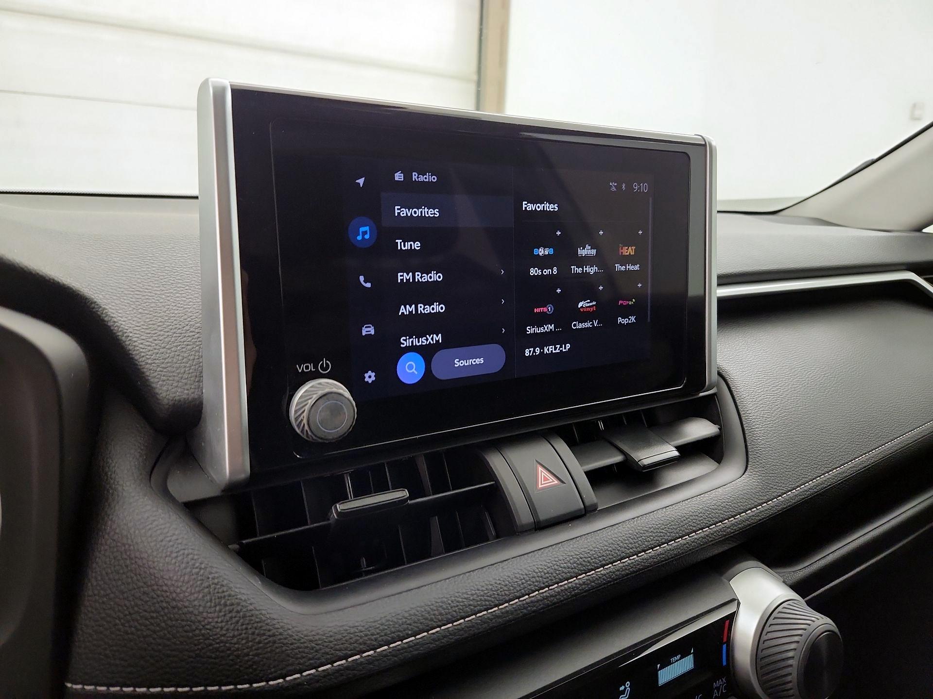 Thumbnail: 2024 Toyota RAV4 - 15