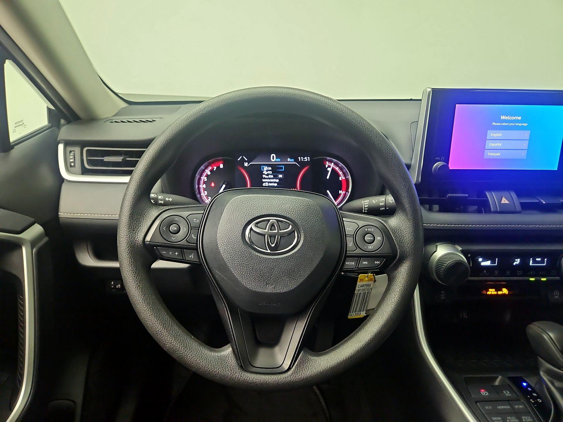 Thumbnail: 2024 Toyota RAV4 - 10