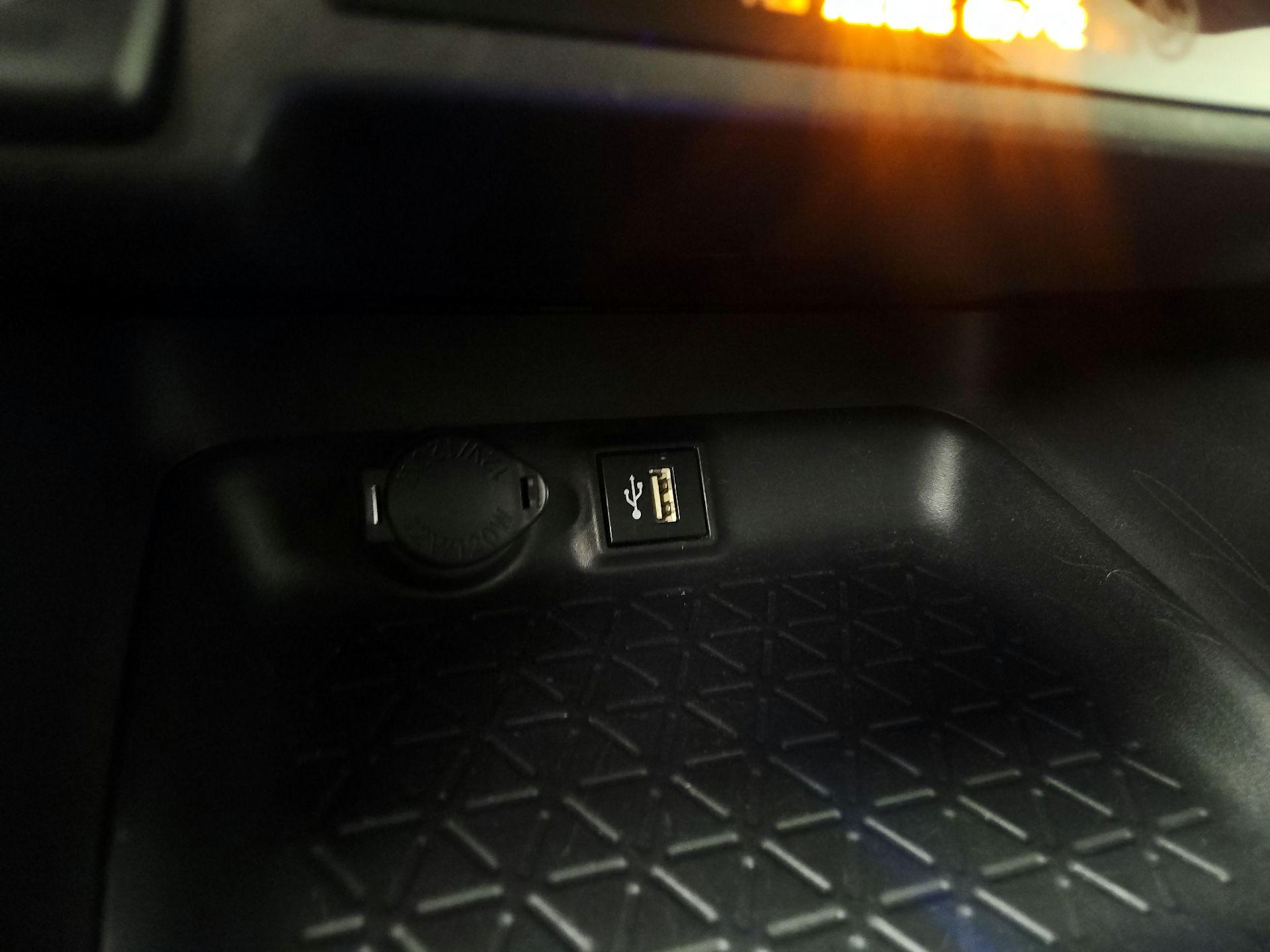 Thumbnail: 2024 Toyota RAV4 - 18