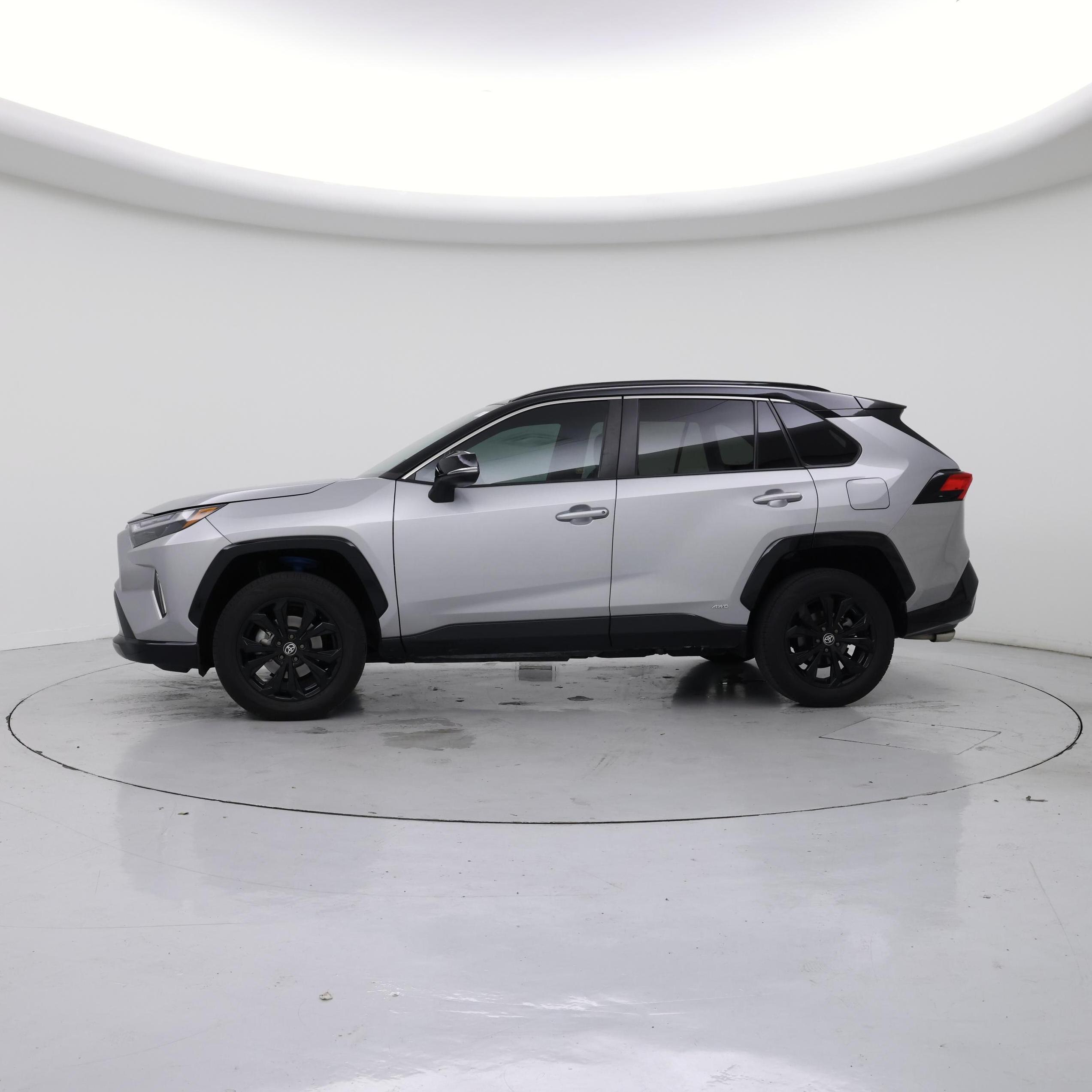 Thumbnail: 2022 Toyota RAV4 - 3