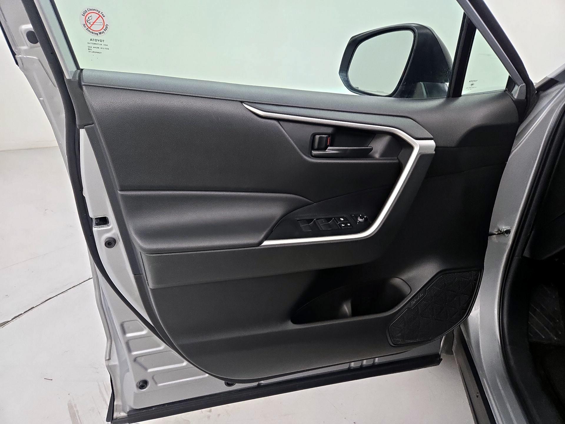 Thumbnail: 2024 Toyota RAV4 - 12