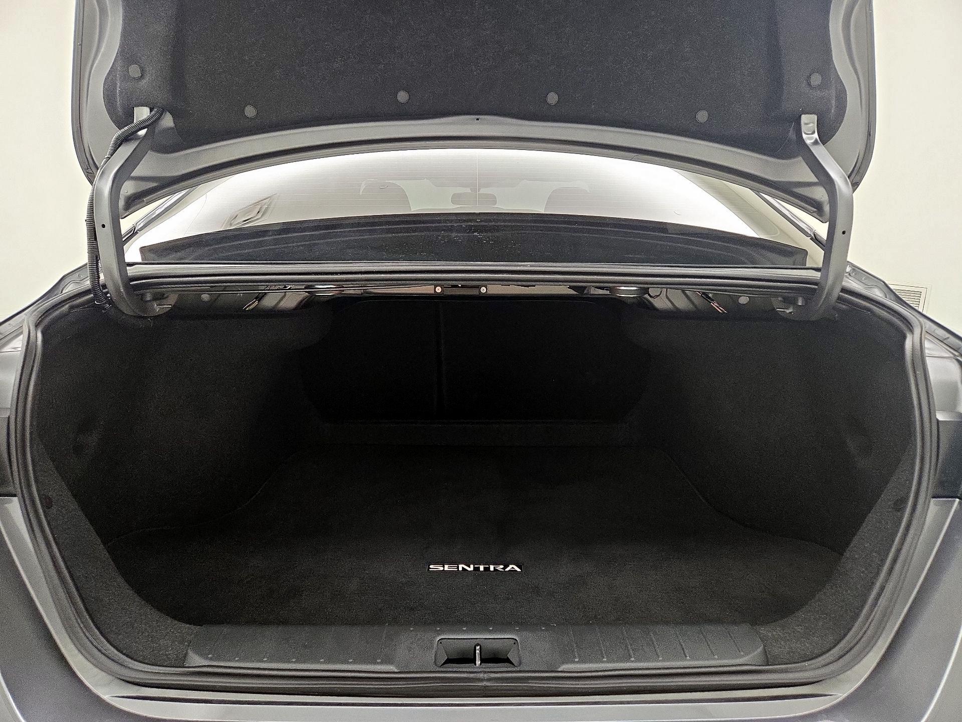 Thumbnail: 2025 Nissan Sentra - 20