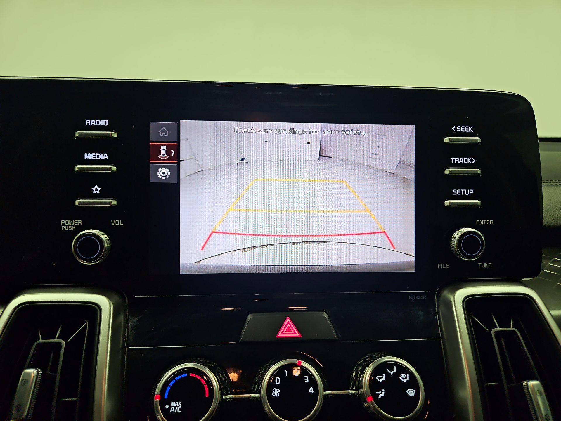 Thumbnail: 2023 Kia Sorento - 13