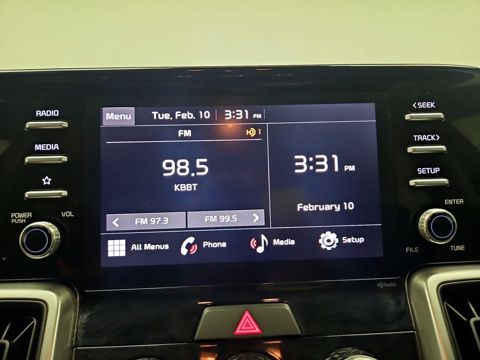 Thumbnail: 2023 Kia Sorento - 14