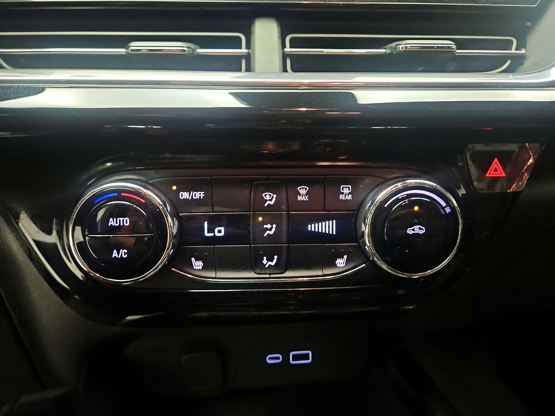 Thumbnail: 2024 Chevrolet Trax - 15