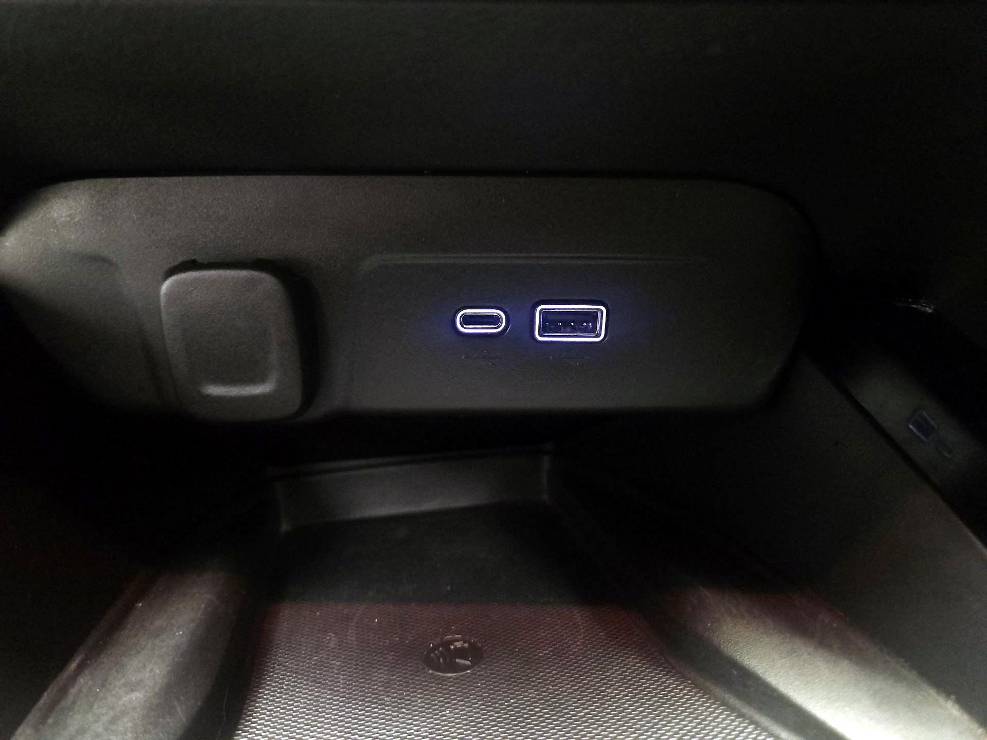 Thumbnail: 2024 Chevrolet Trax - 17