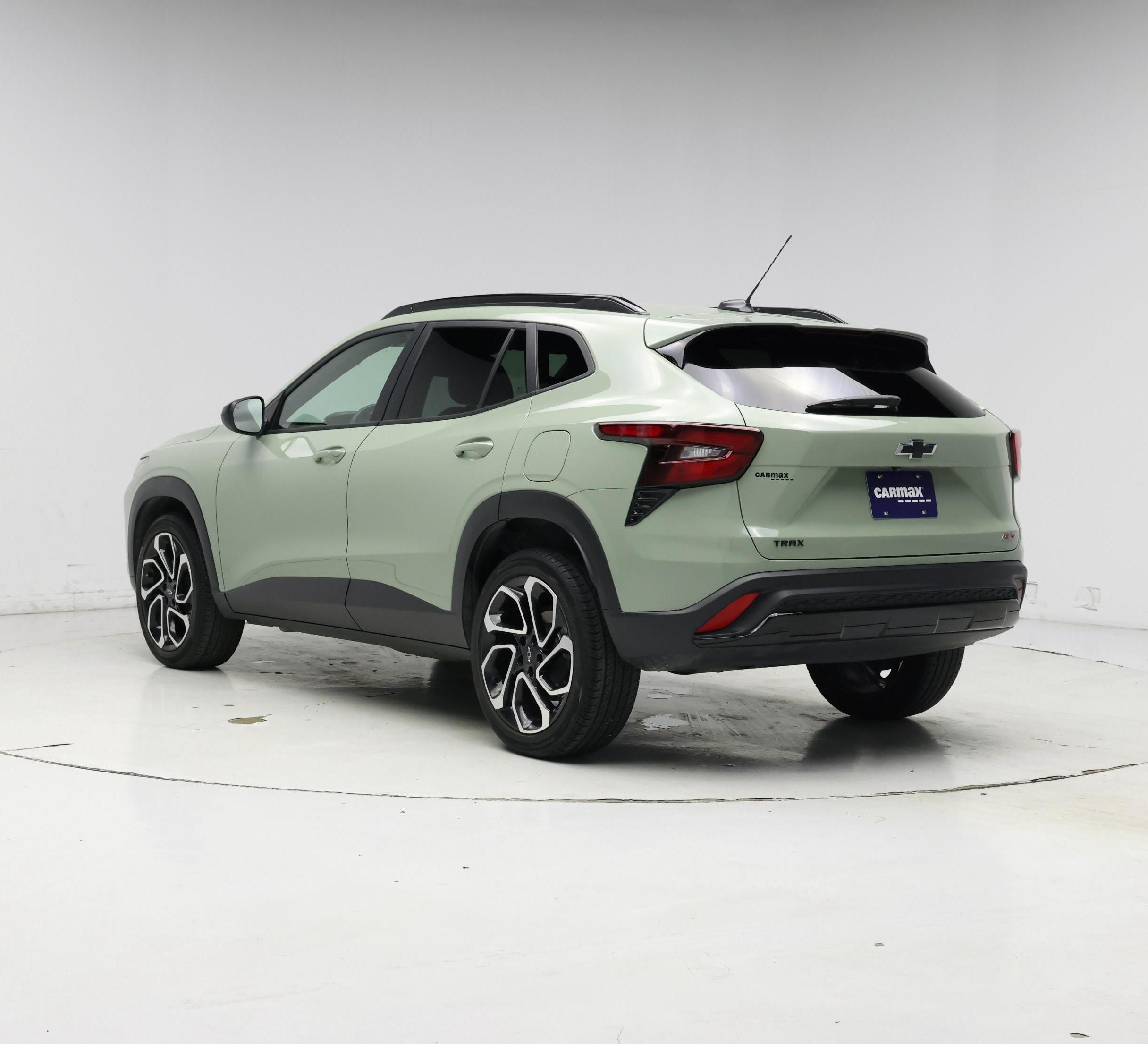 Thumbnail: 2024 Chevrolet Trax - 2