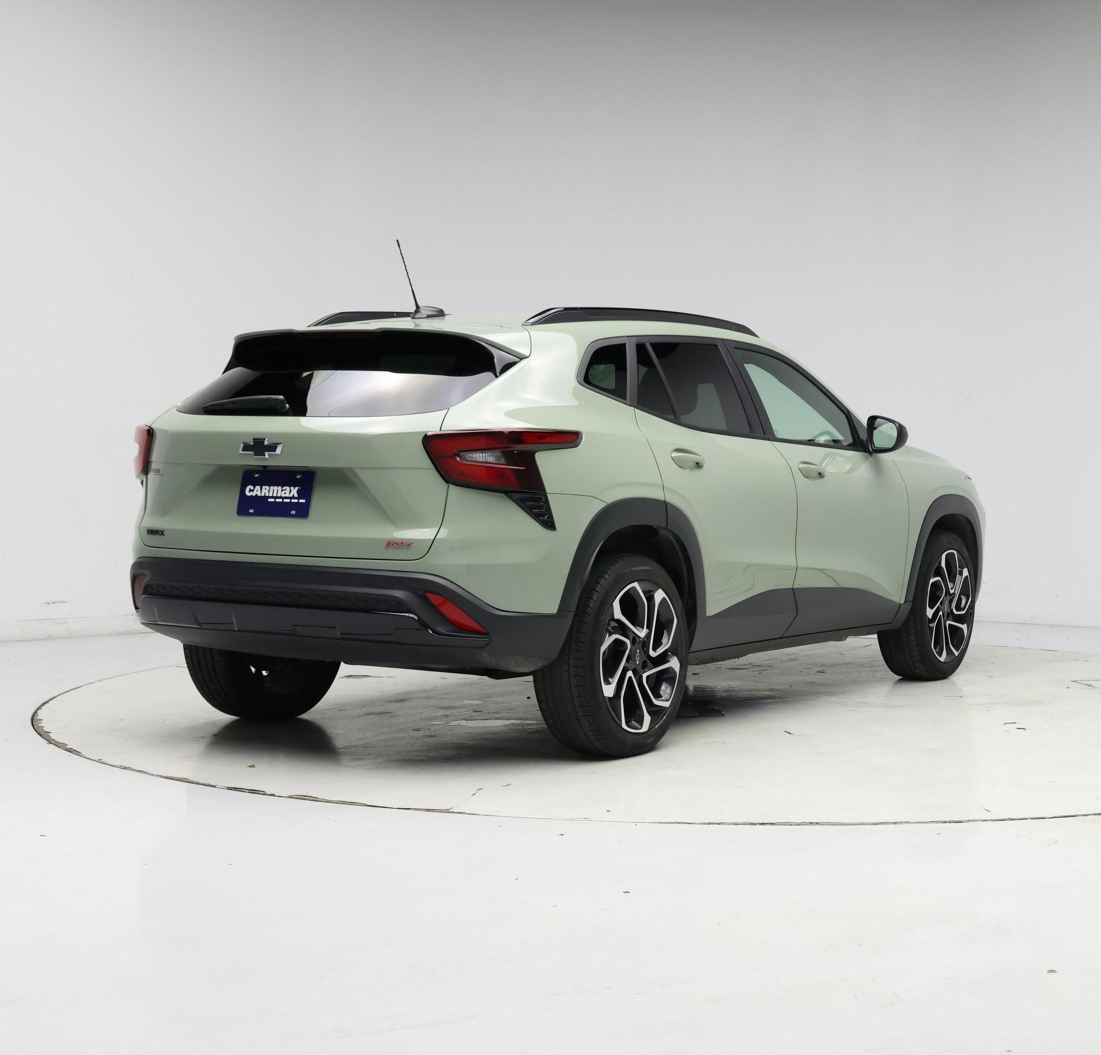 Thumbnail: 2024 Chevrolet Trax - 8