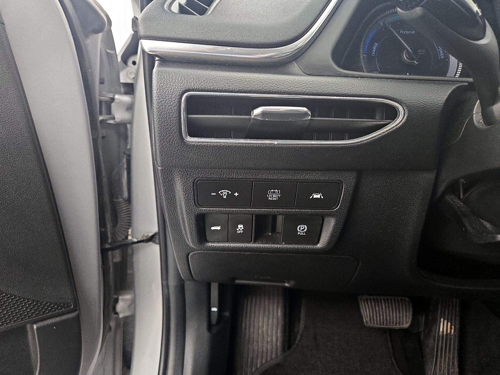 Thumbnail: 2023 Hyundai Sonata - 13