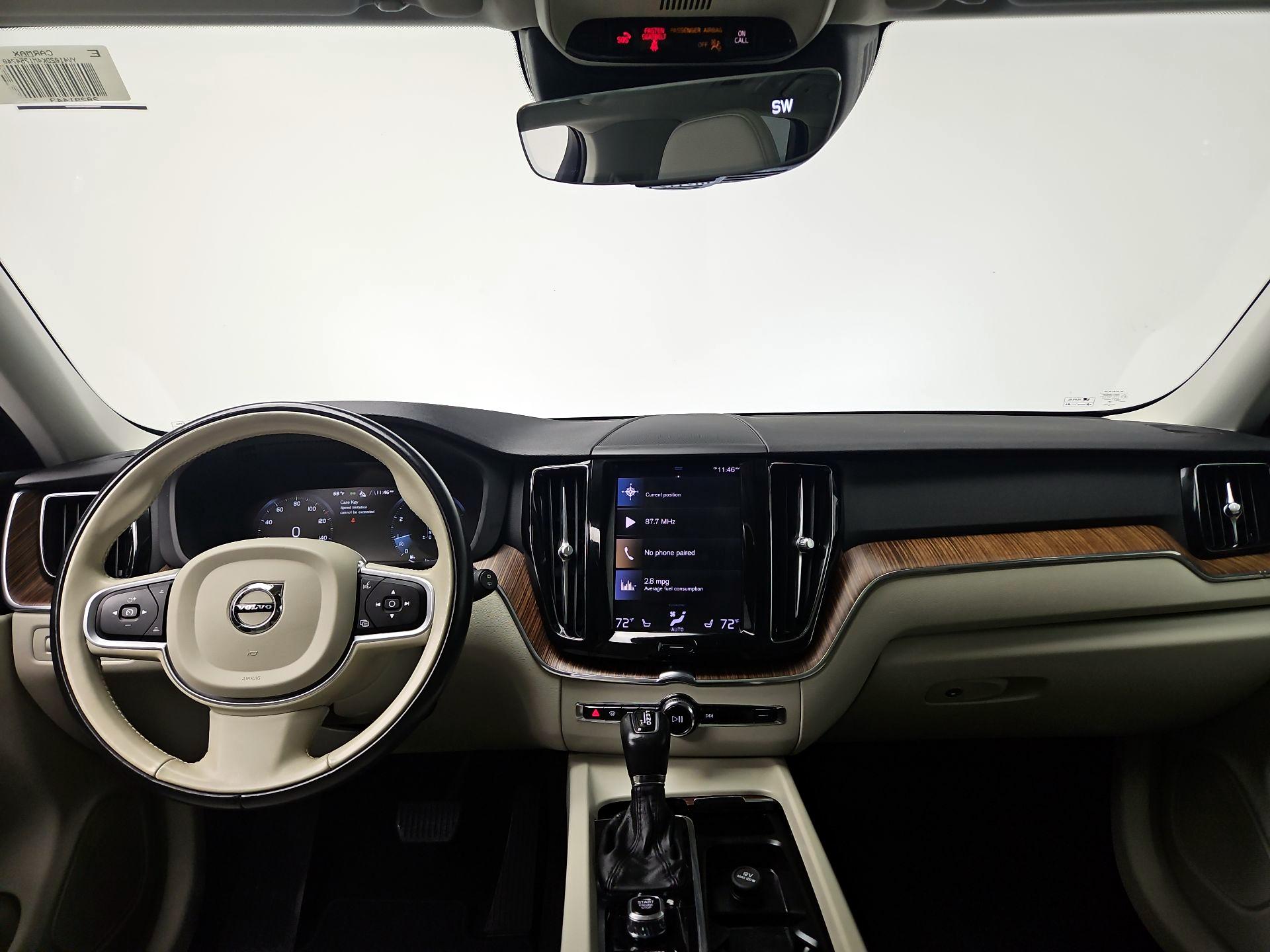 Thumbnail: 2021 Volvo XC60 - 9