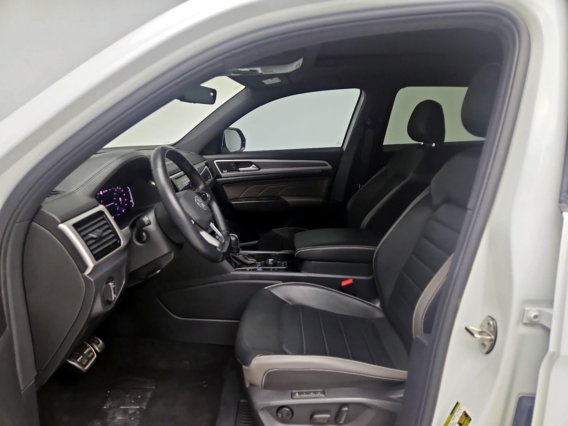 Thumbnail: 2023 Volkswagen Atlas - 11