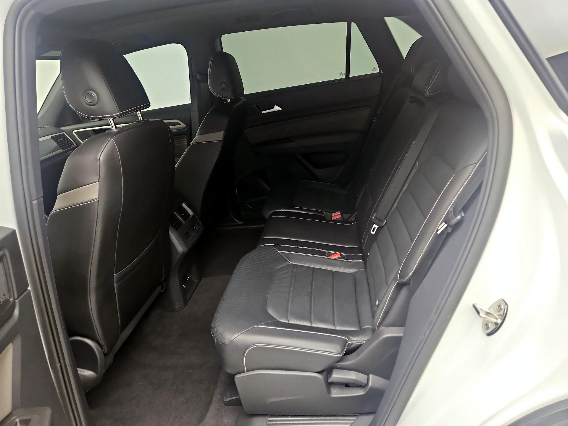 Thumbnail: 2023 Volkswagen Atlas - 19