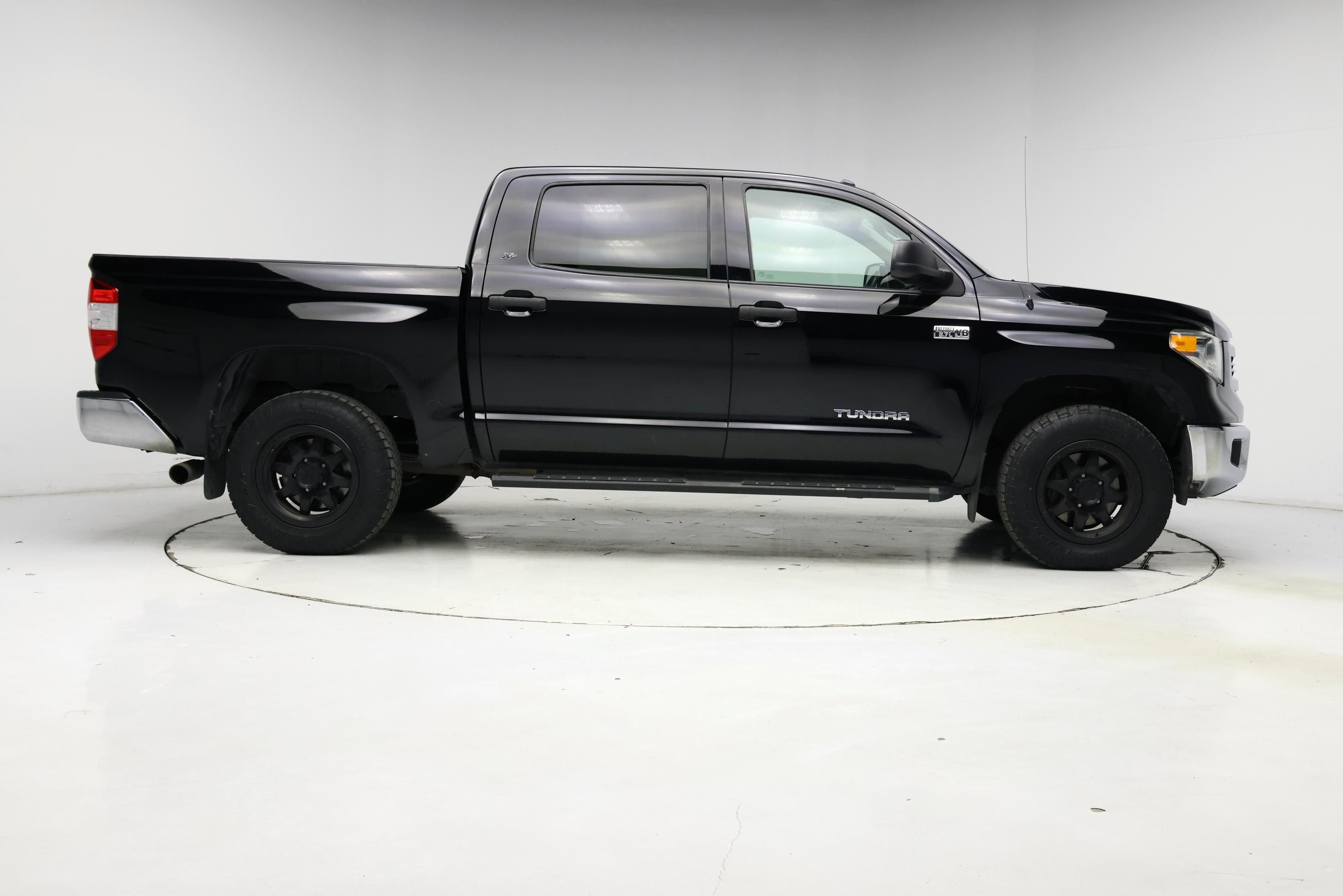 Thumbnail: 2016 Toyota Tundra - 7