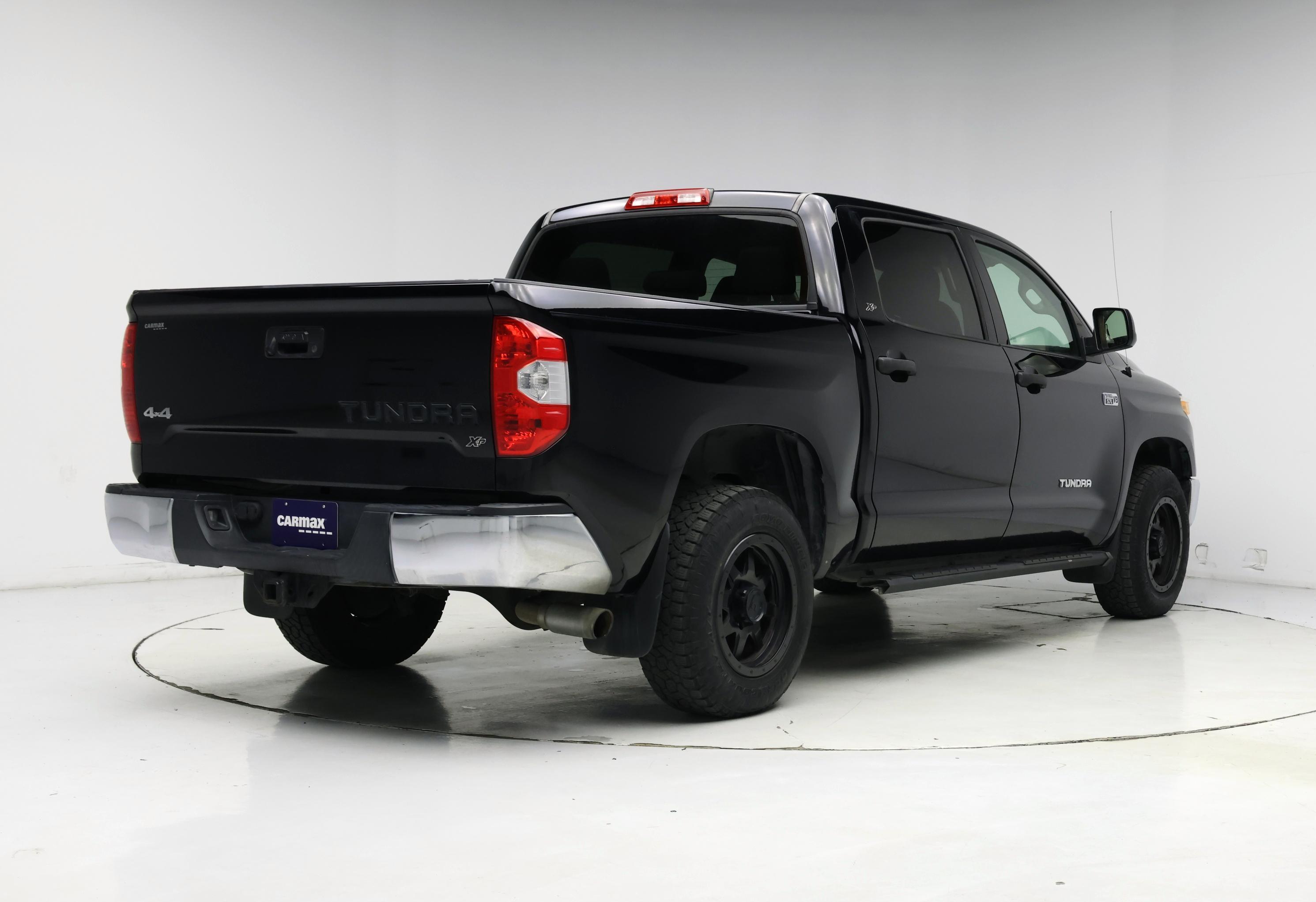 Thumbnail: 2016 Toyota Tundra - 8