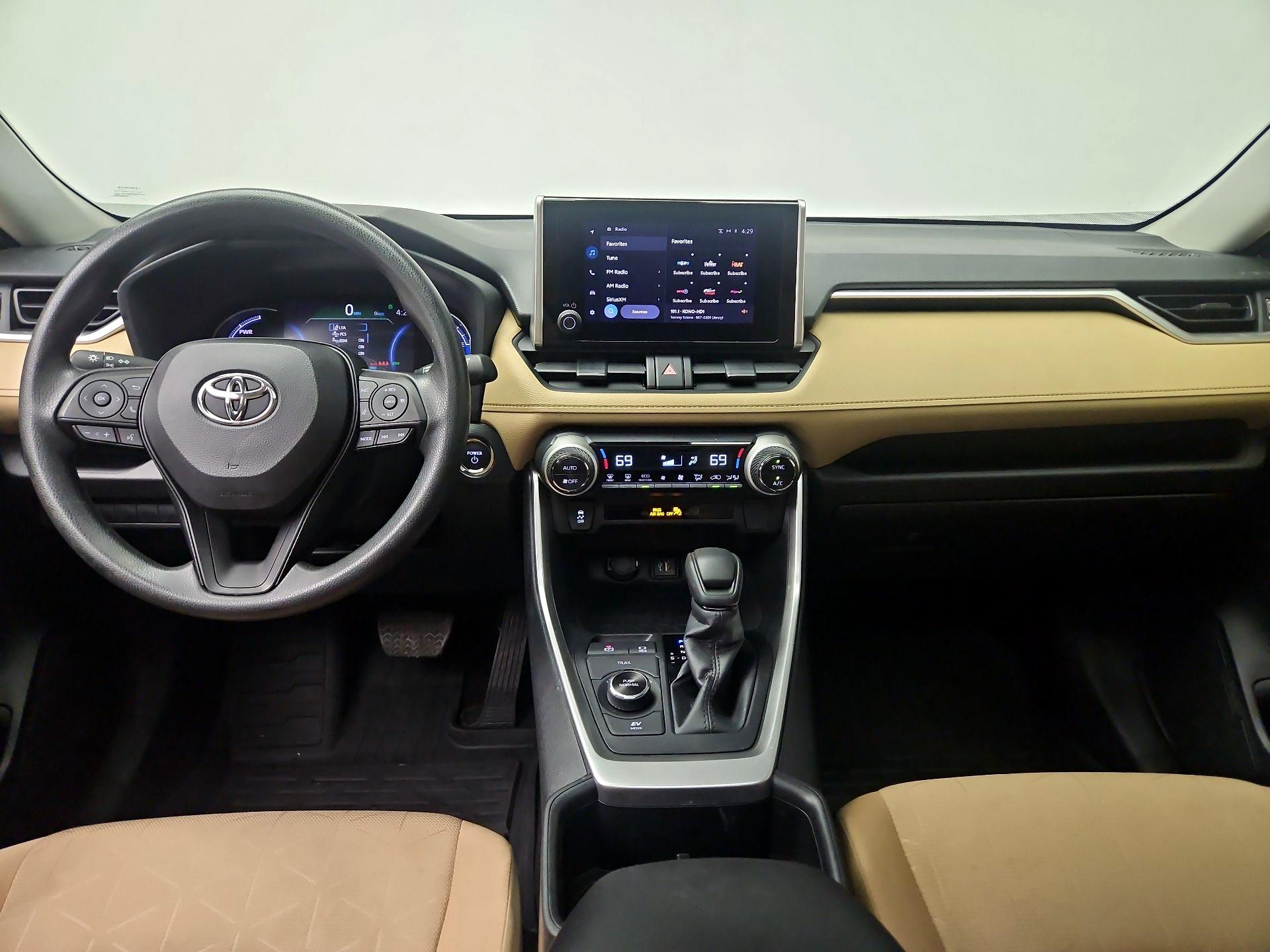 Thumbnail: 2023 Toyota RAV4 - 9