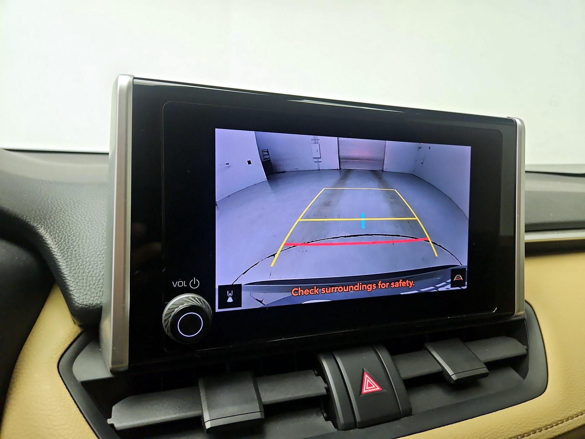 Thumbnail: 2023 Toyota RAV4 - 14